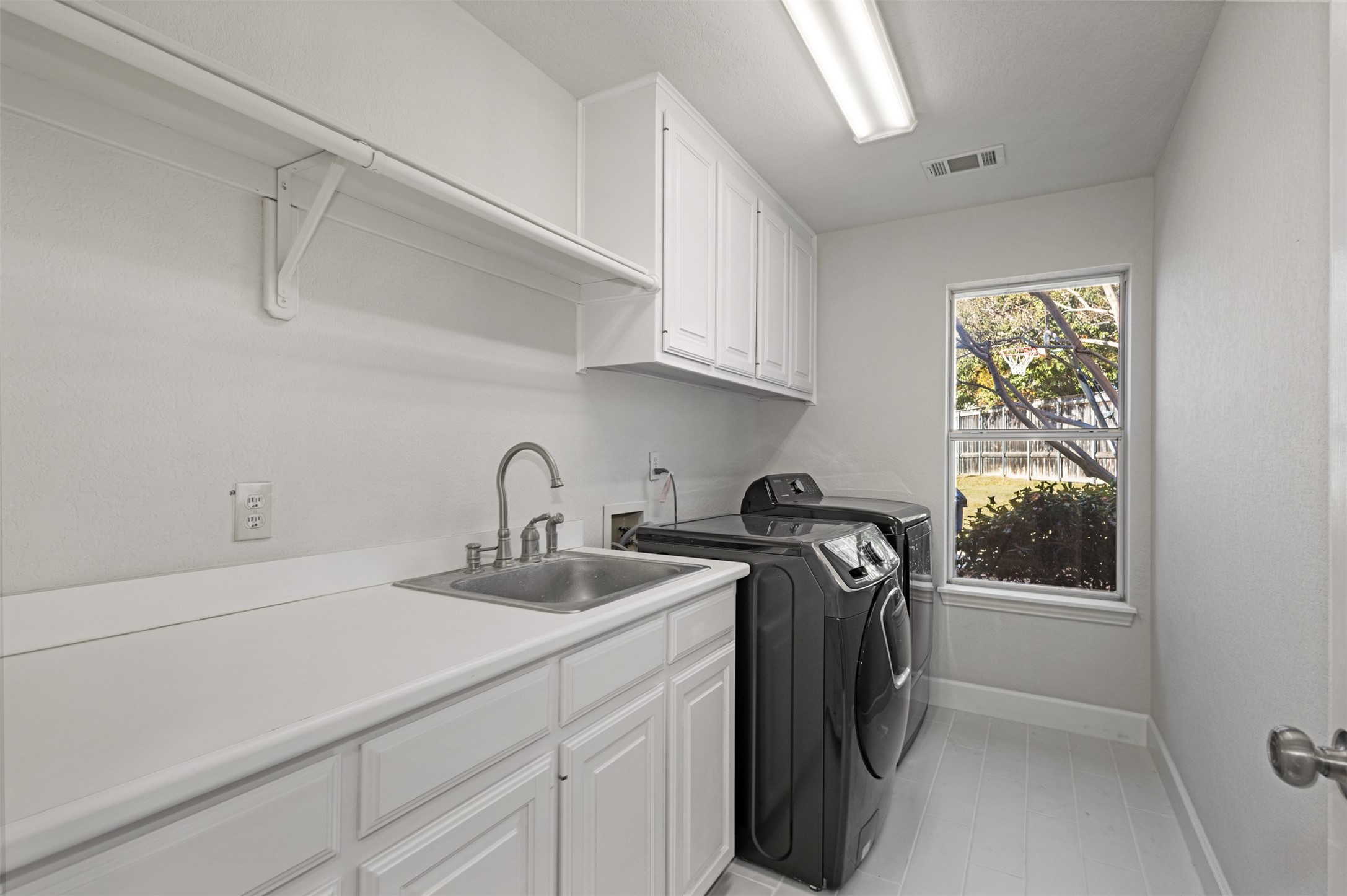 415 Fondren Court