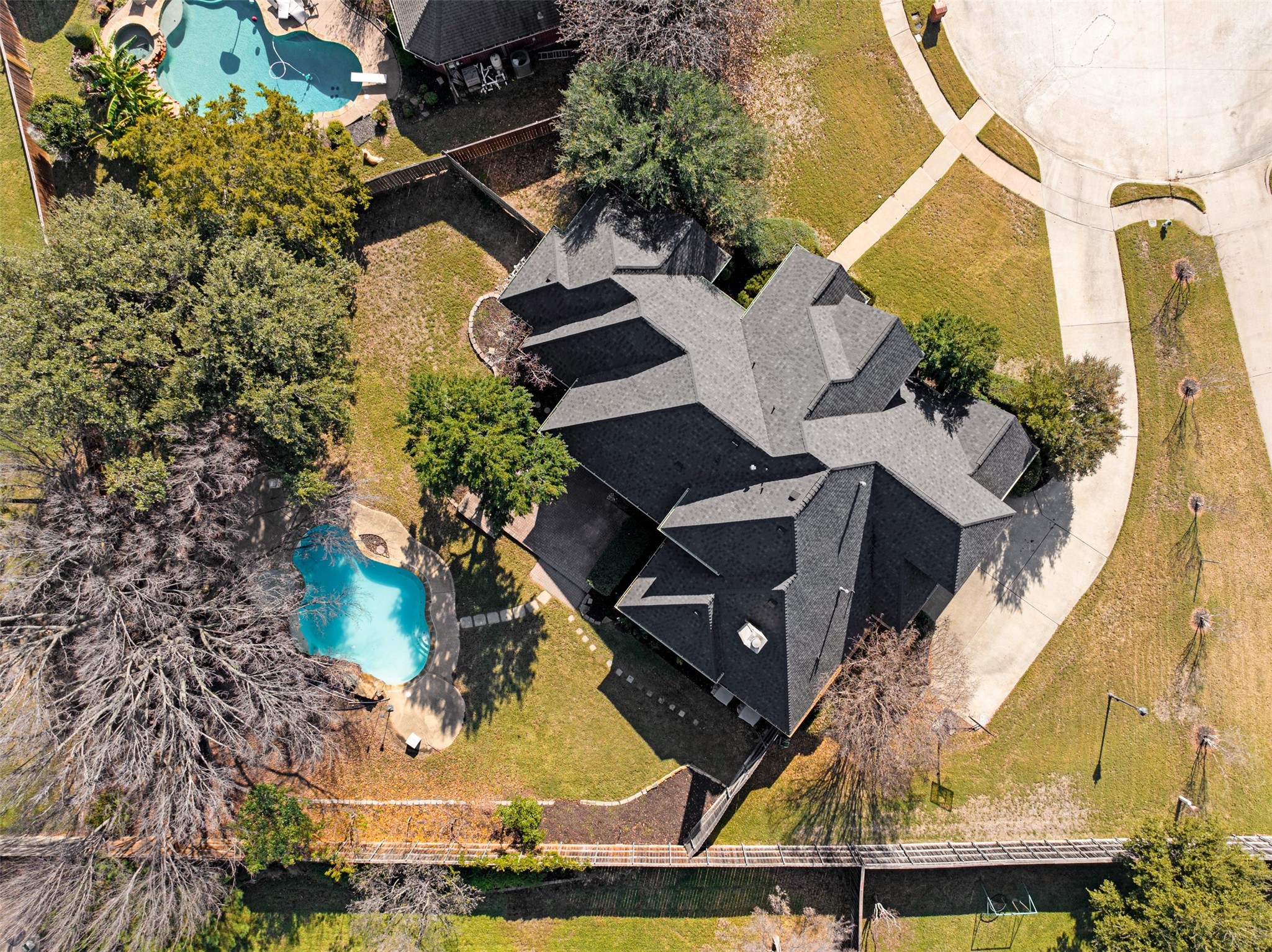 415 Fondren Court