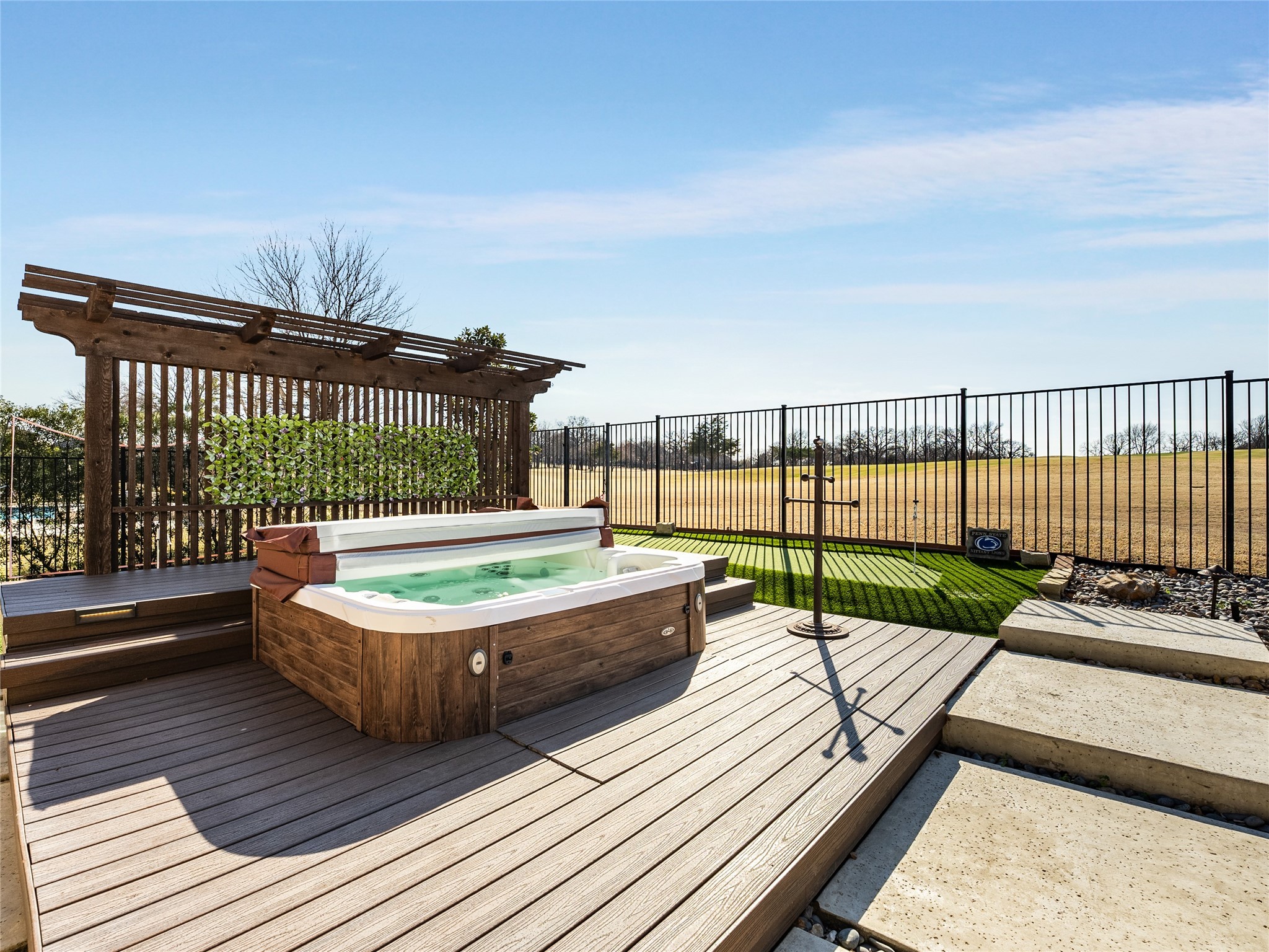 425 Ramsey Trail