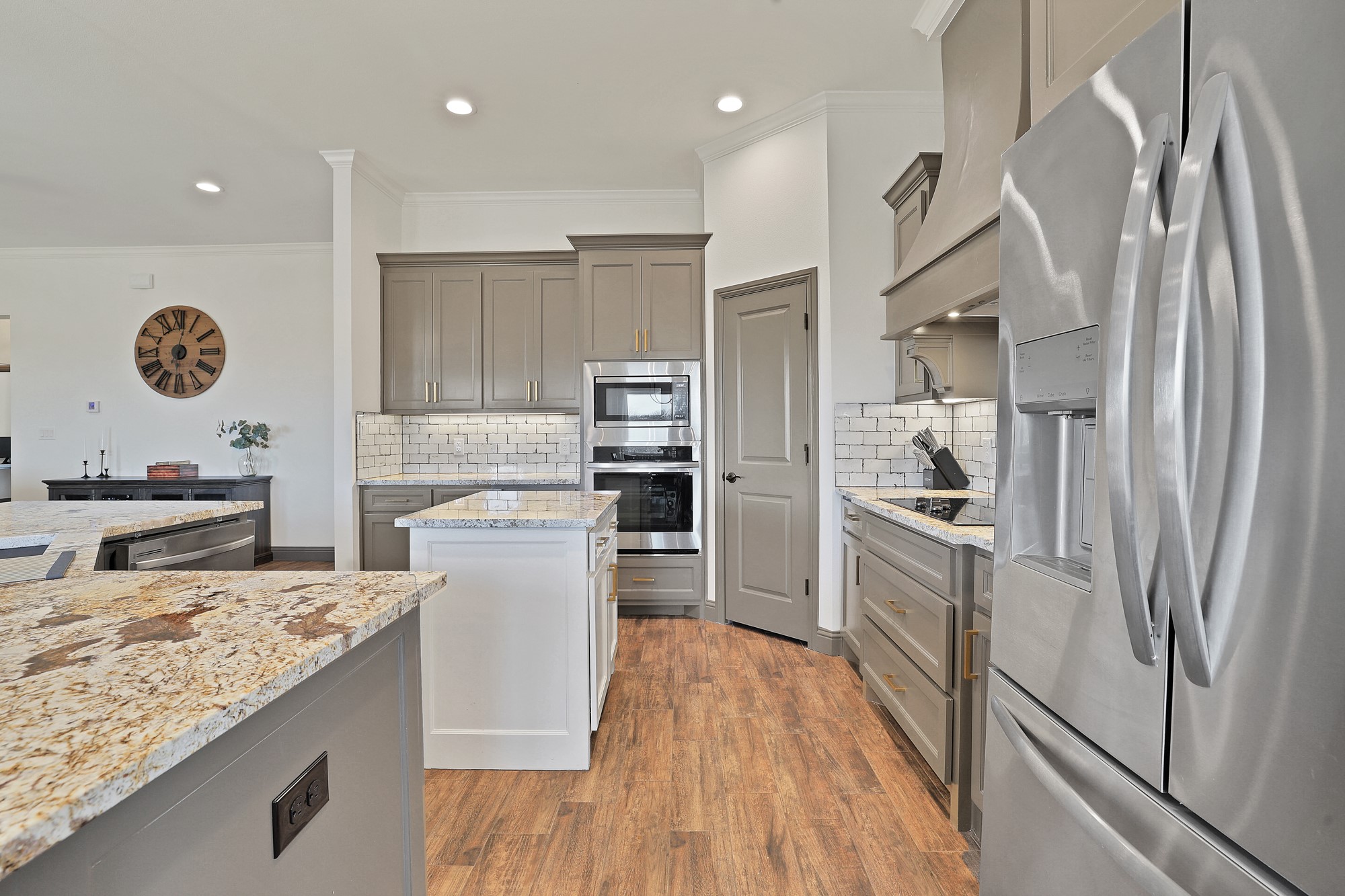 1031 Deer Island Court