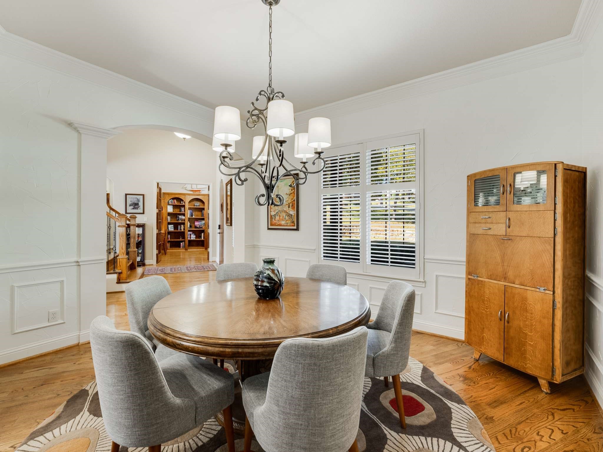 3205 Wild Oak Trail