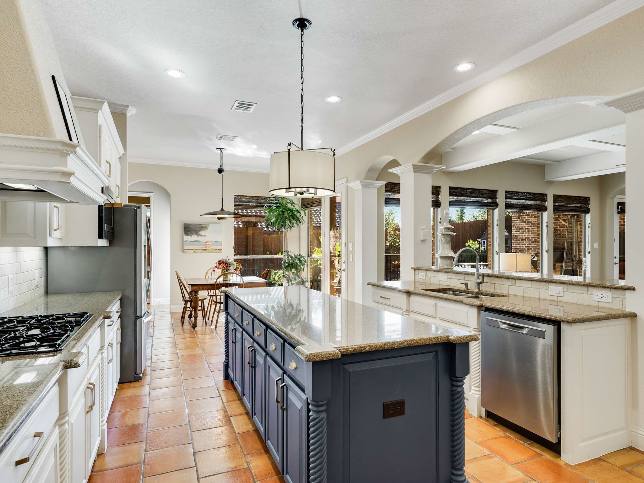 3205 Wild Oak Trail