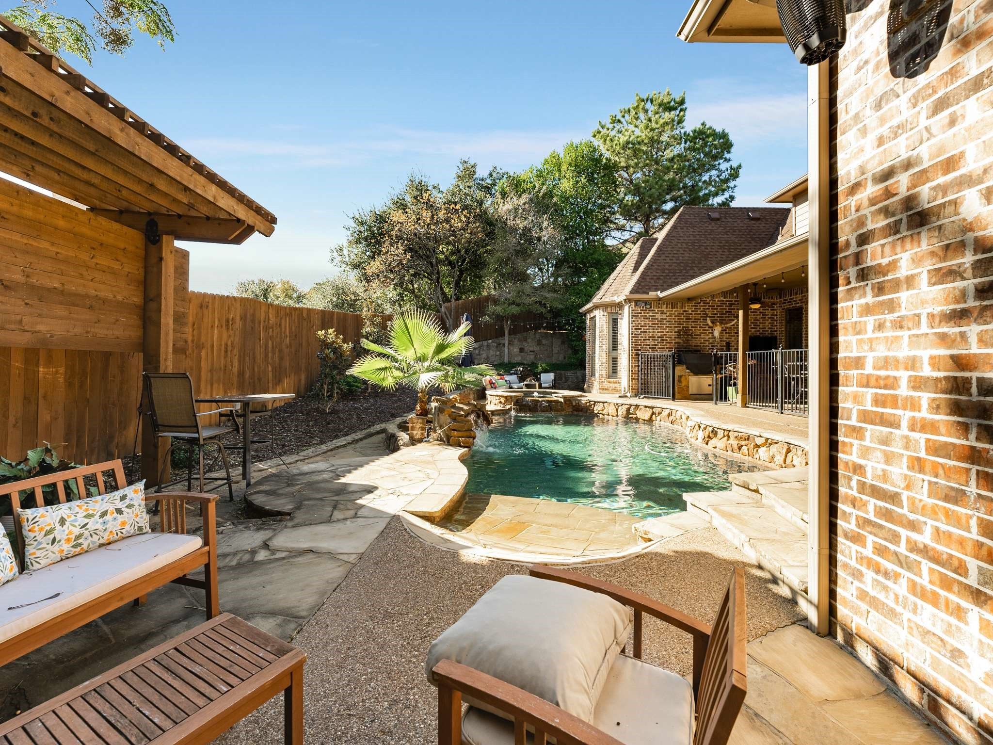 3205 Wild Oak Trail