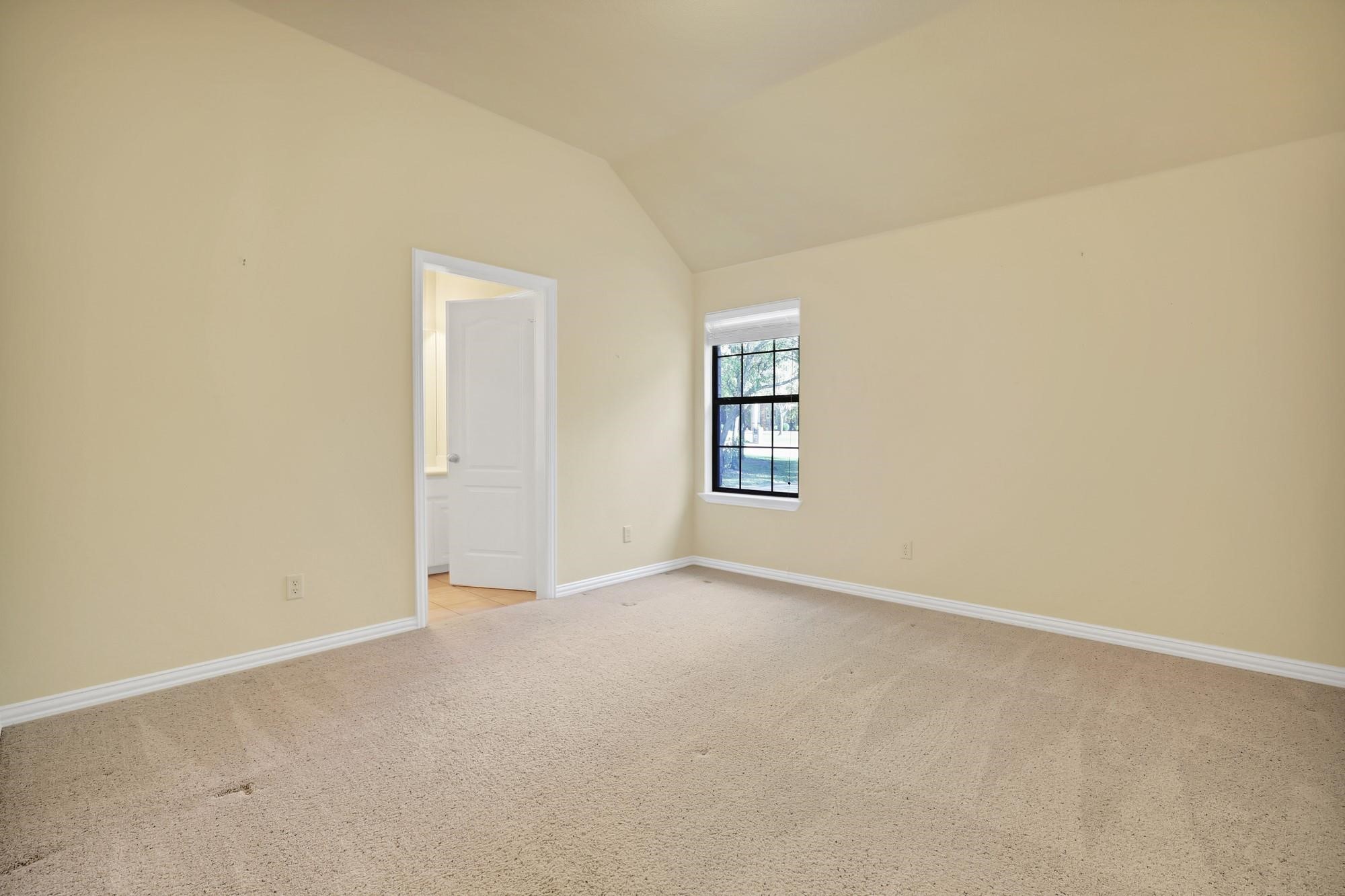 112 Copperwood Drive