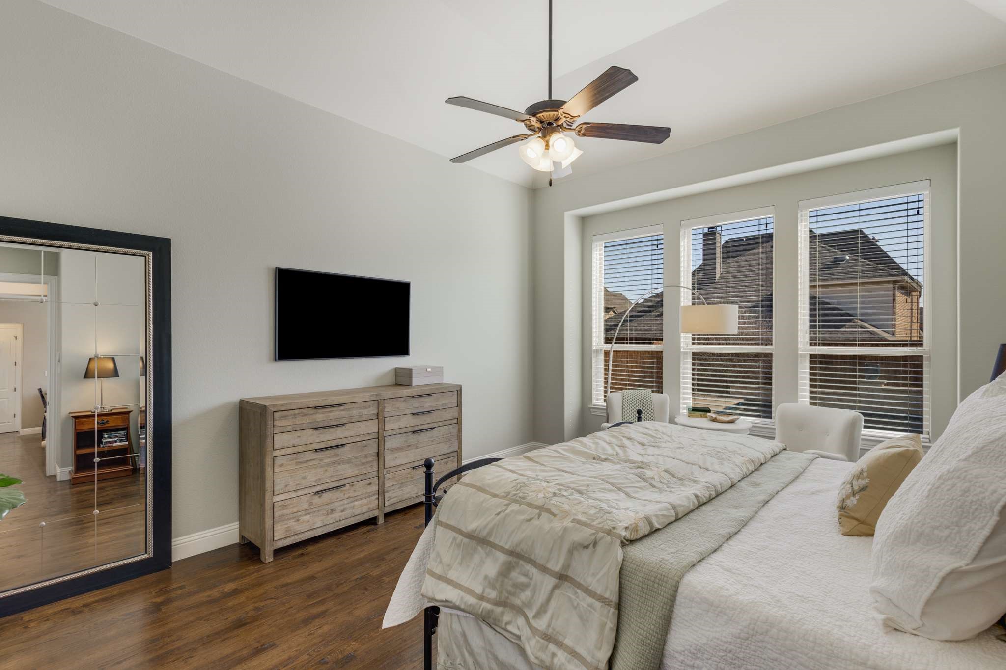 1012 Highpoint Way