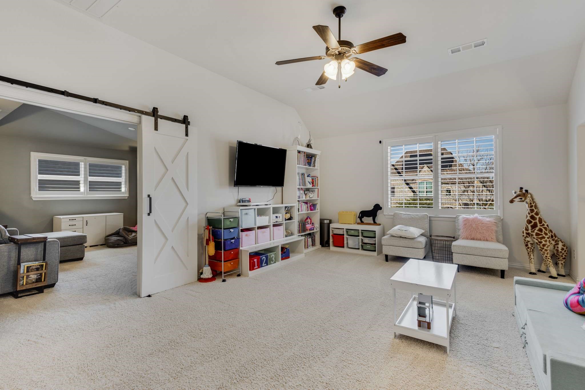 1012 Highpoint Way