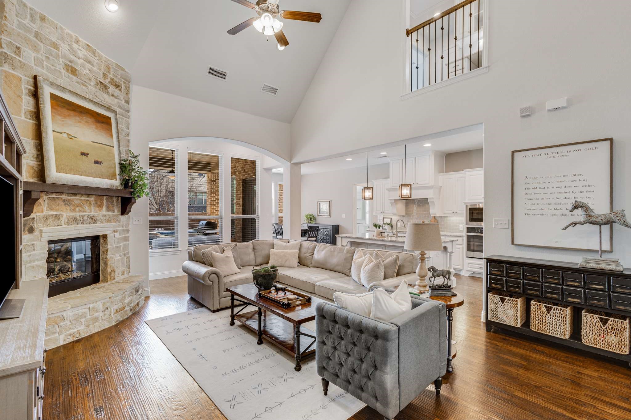 1012 Highpoint Way