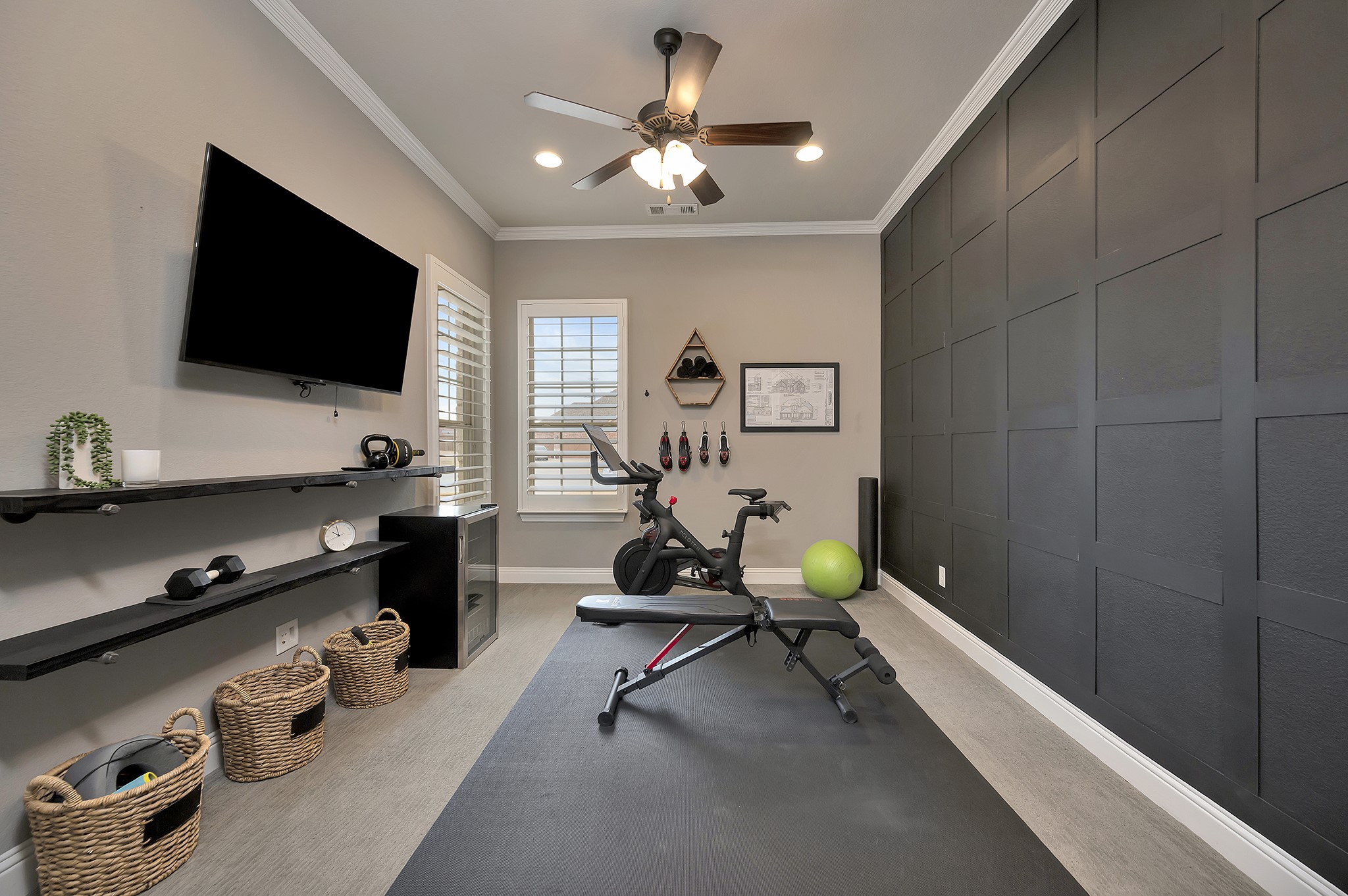 1204 Thornhill Court