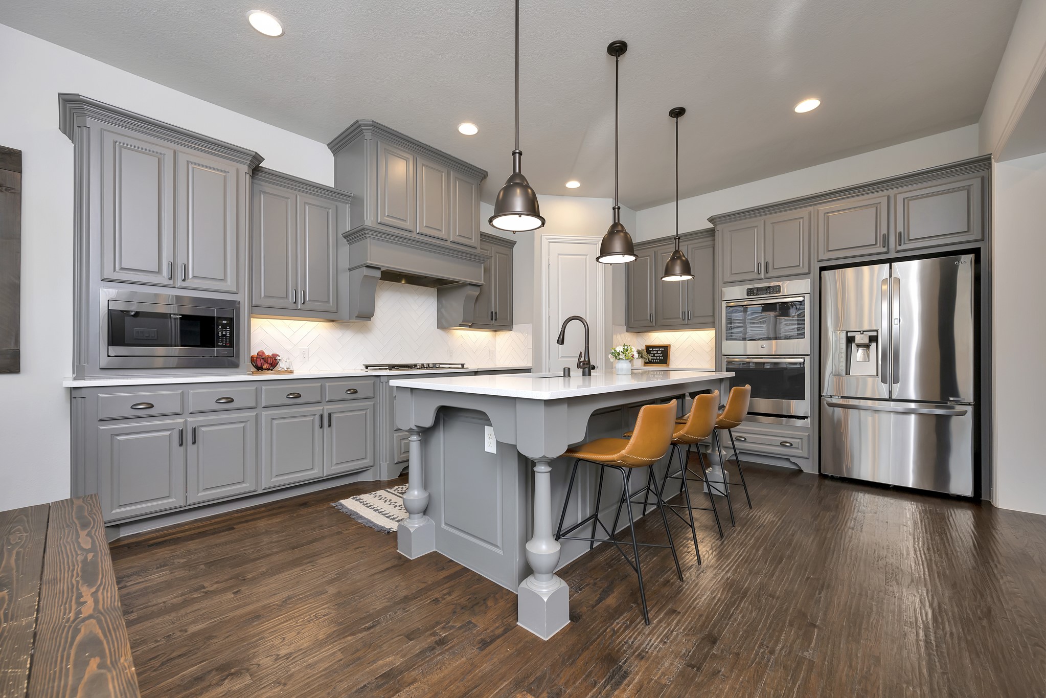 1204 Thornhill Court