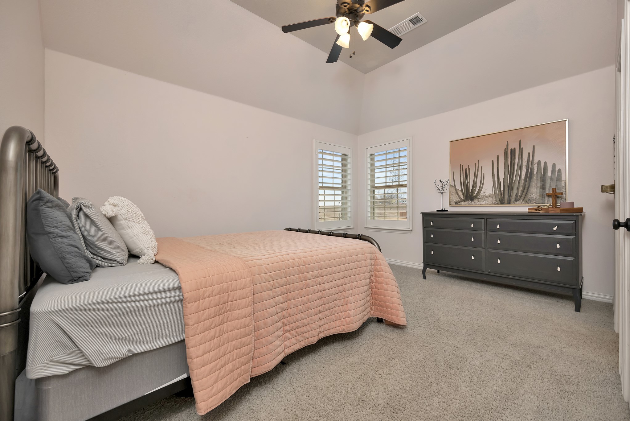 1204 Thornhill Court