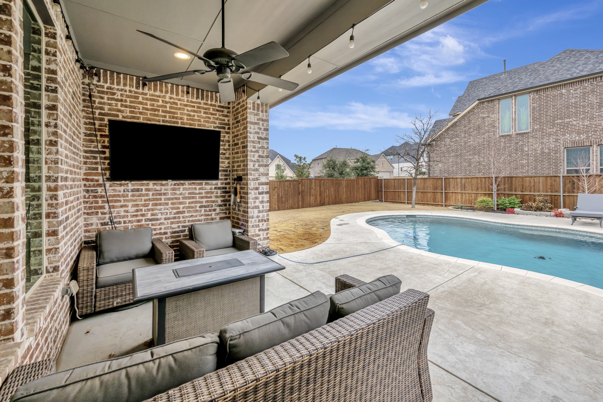 1204 Thornhill Court