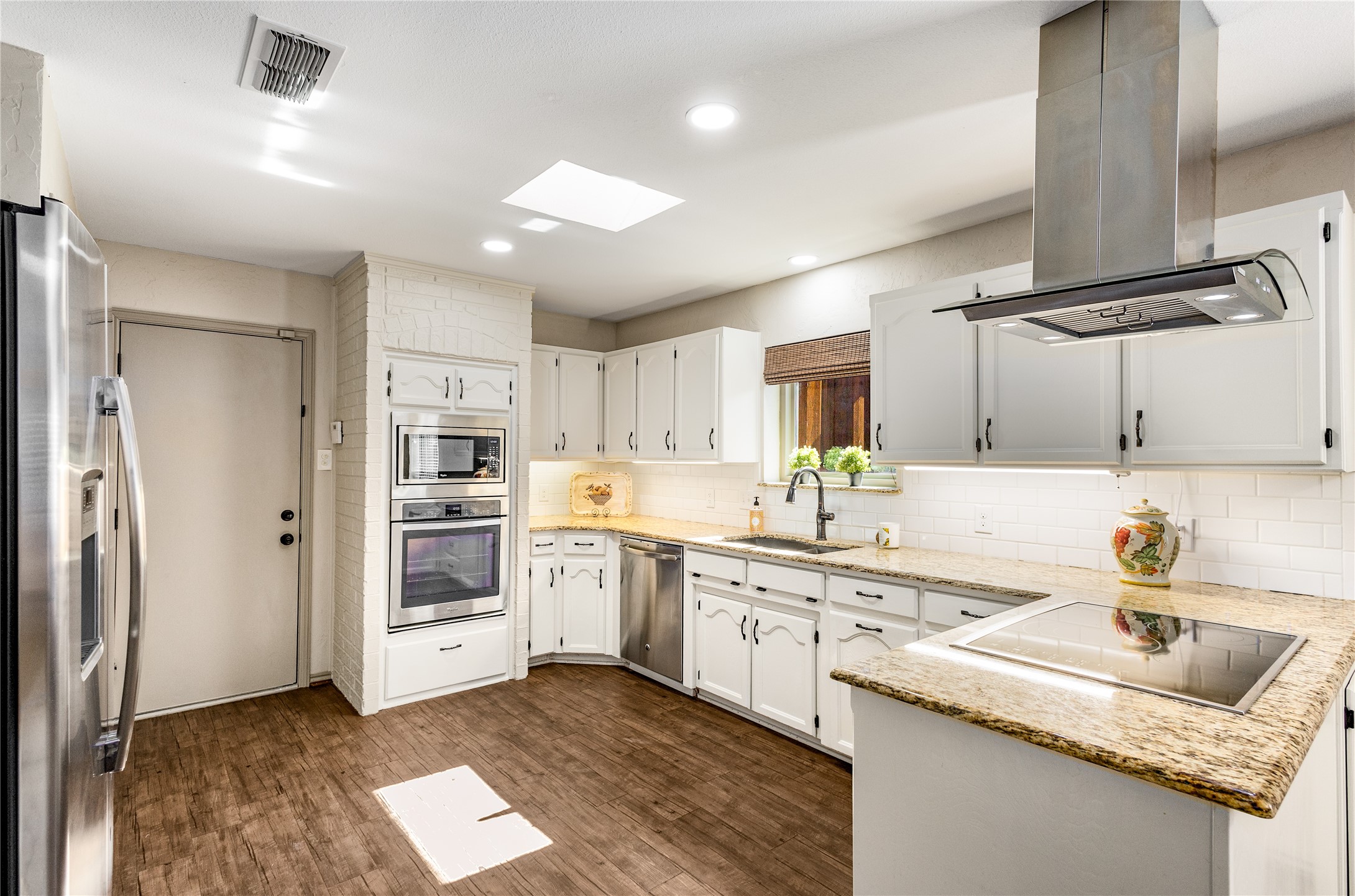 2309 Farrington Lane