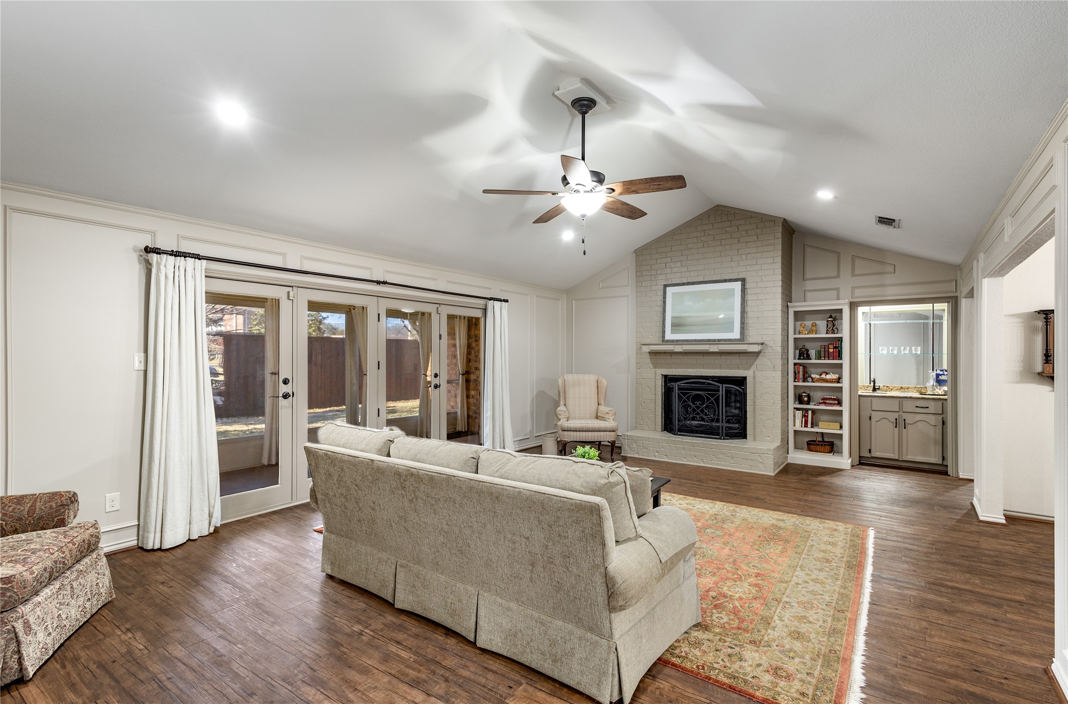 2309 Farrington Lane