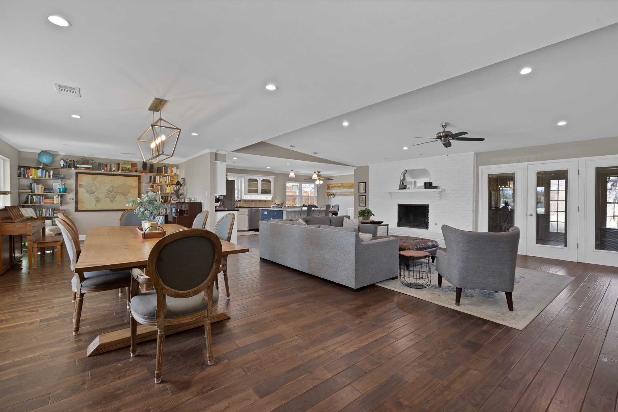 7301 Chapman Drive