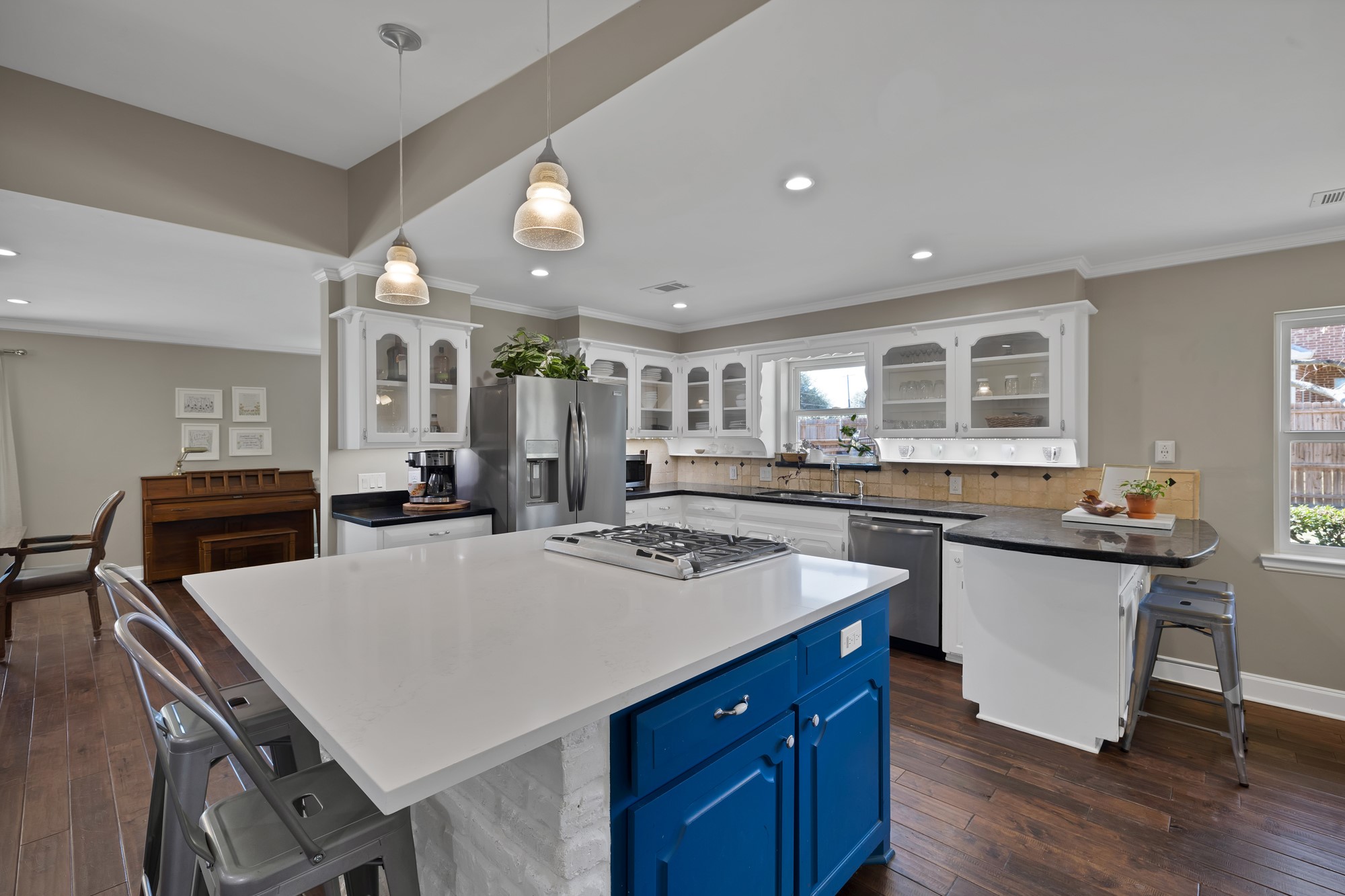 7301 Chapman Drive