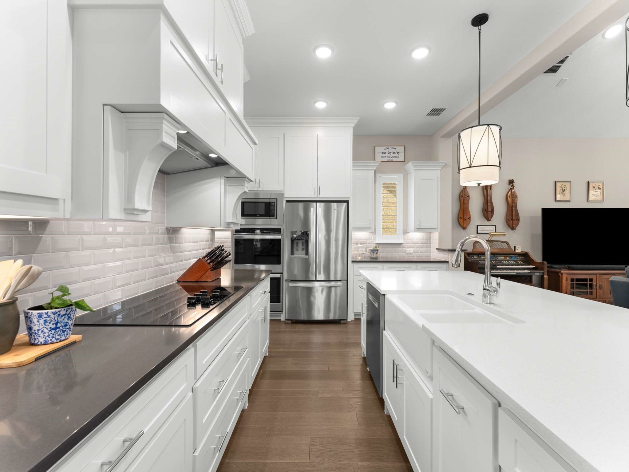 1052 Cabinside Drive