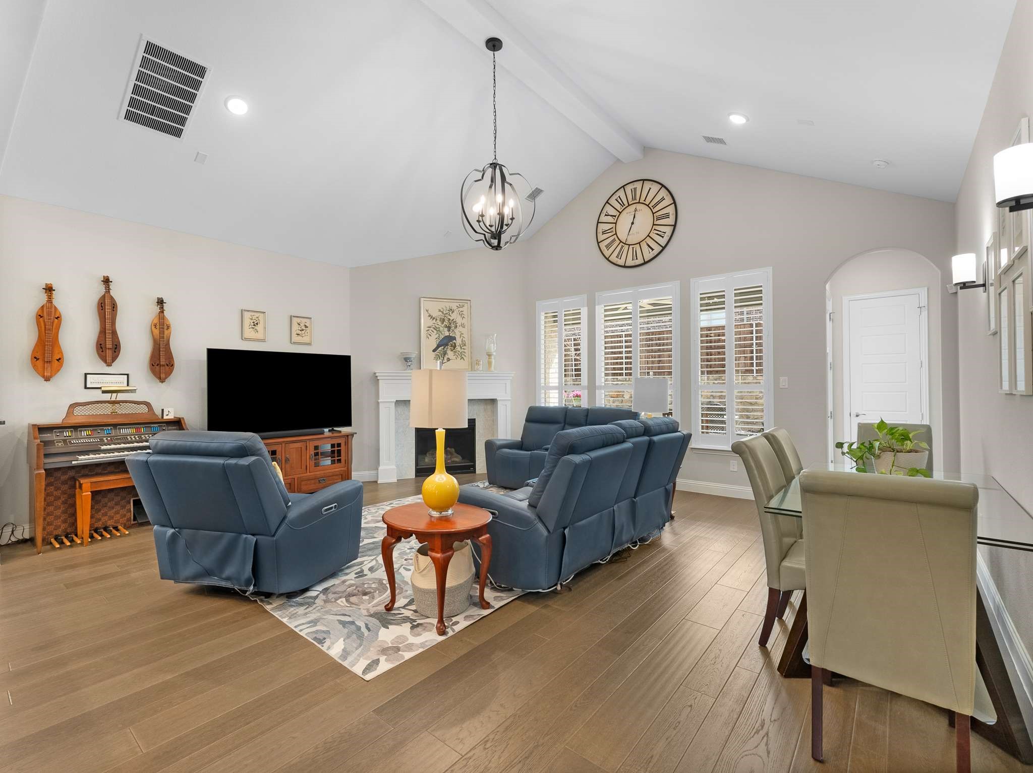 1052 Cabinside Drive