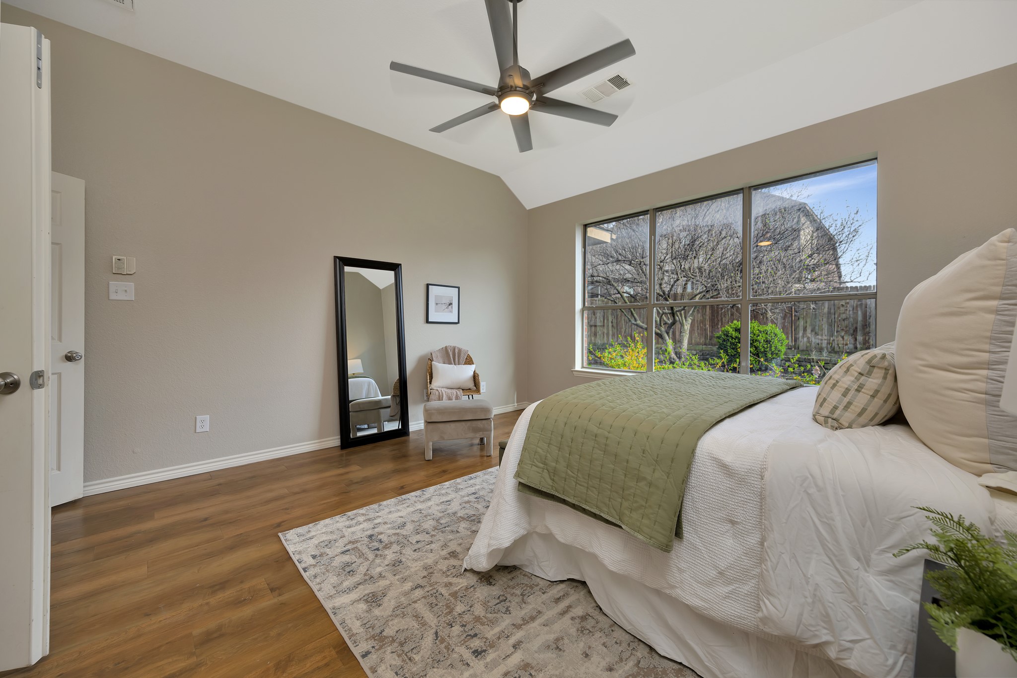 3236 Outlook Court