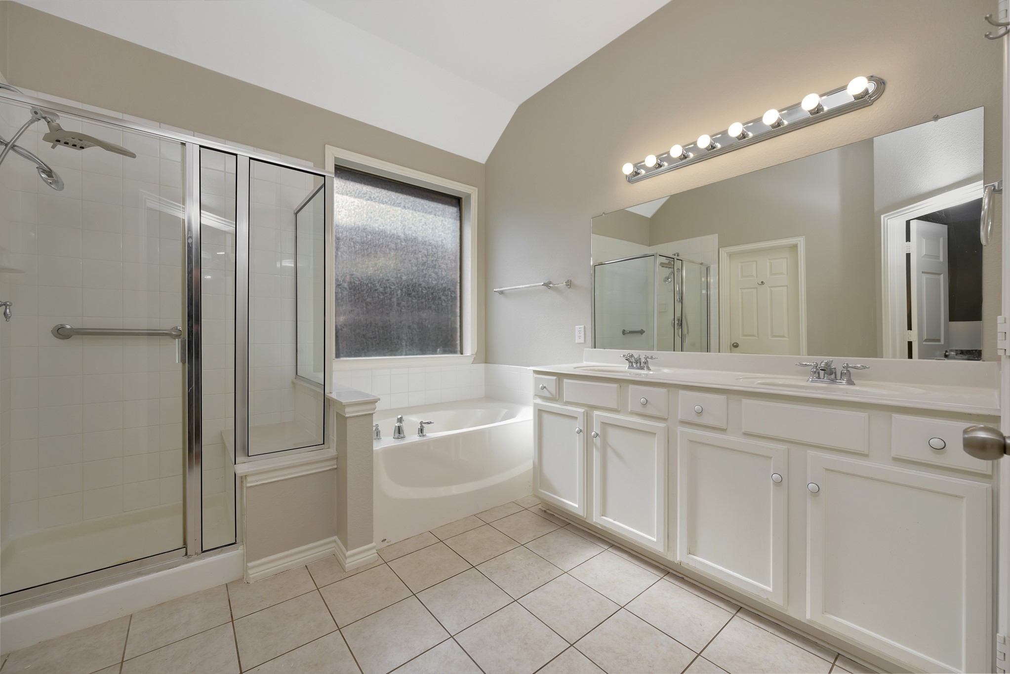 3236 Outlook Court