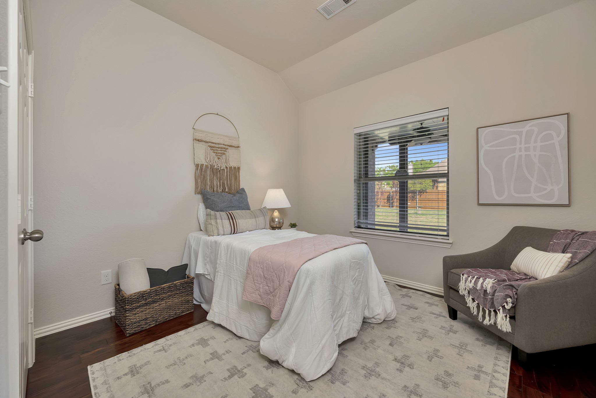 3545 Caspian Cove