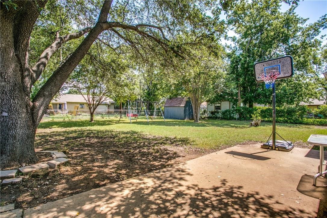 5929 Bowling Drive