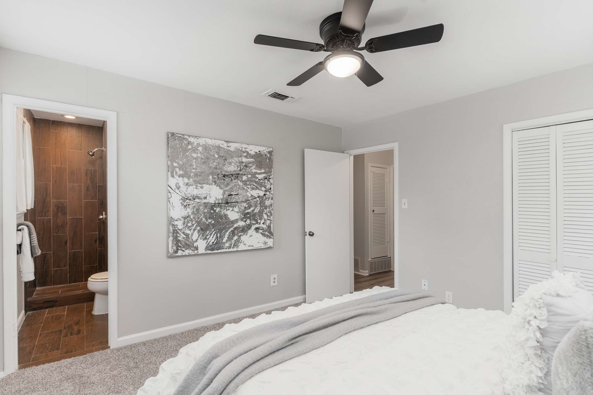 5929 Bowling Drive