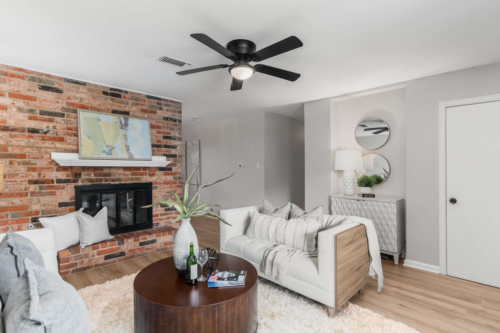 5929 Bowling Drive