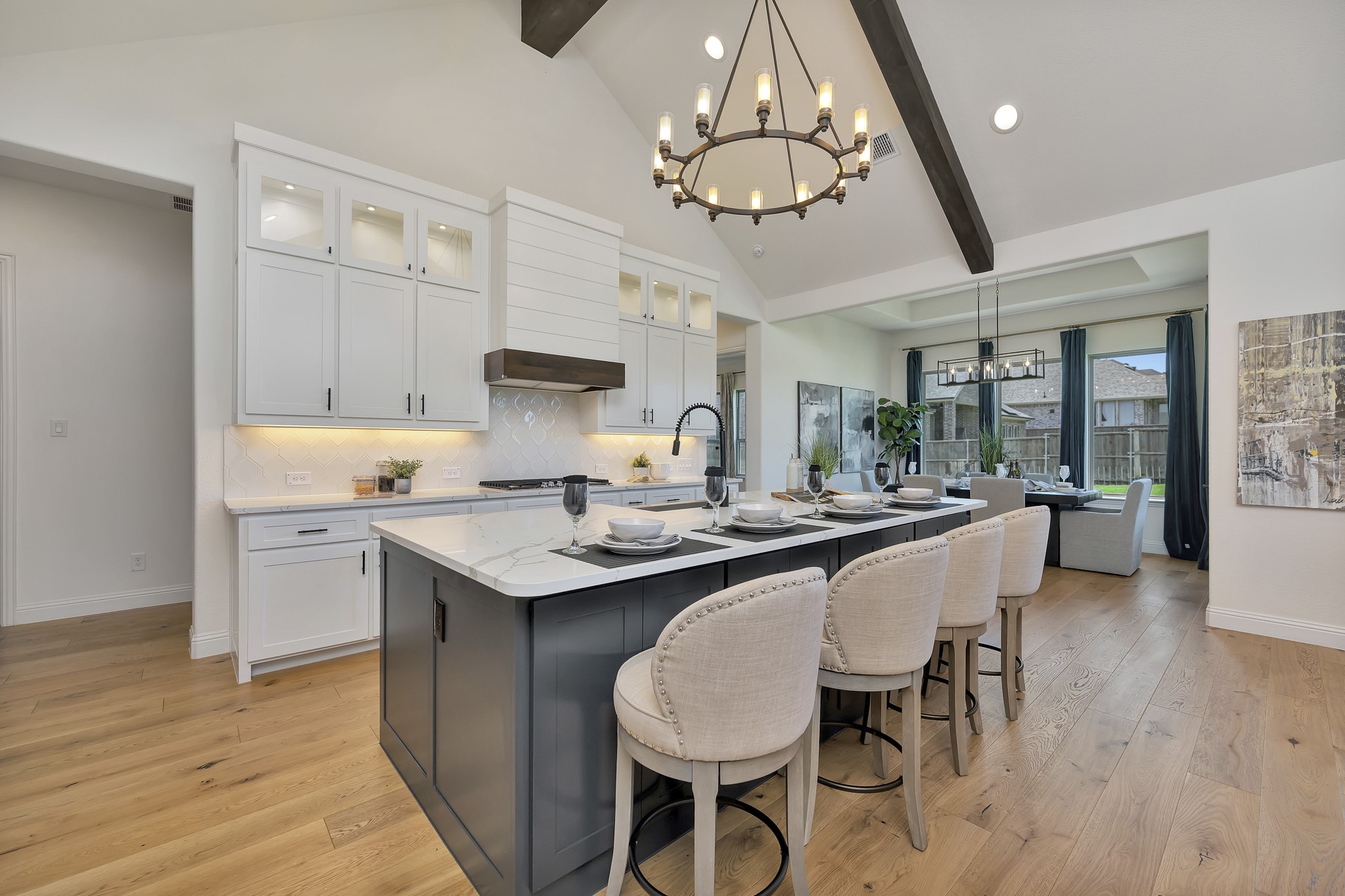 1208 Thornhill Court