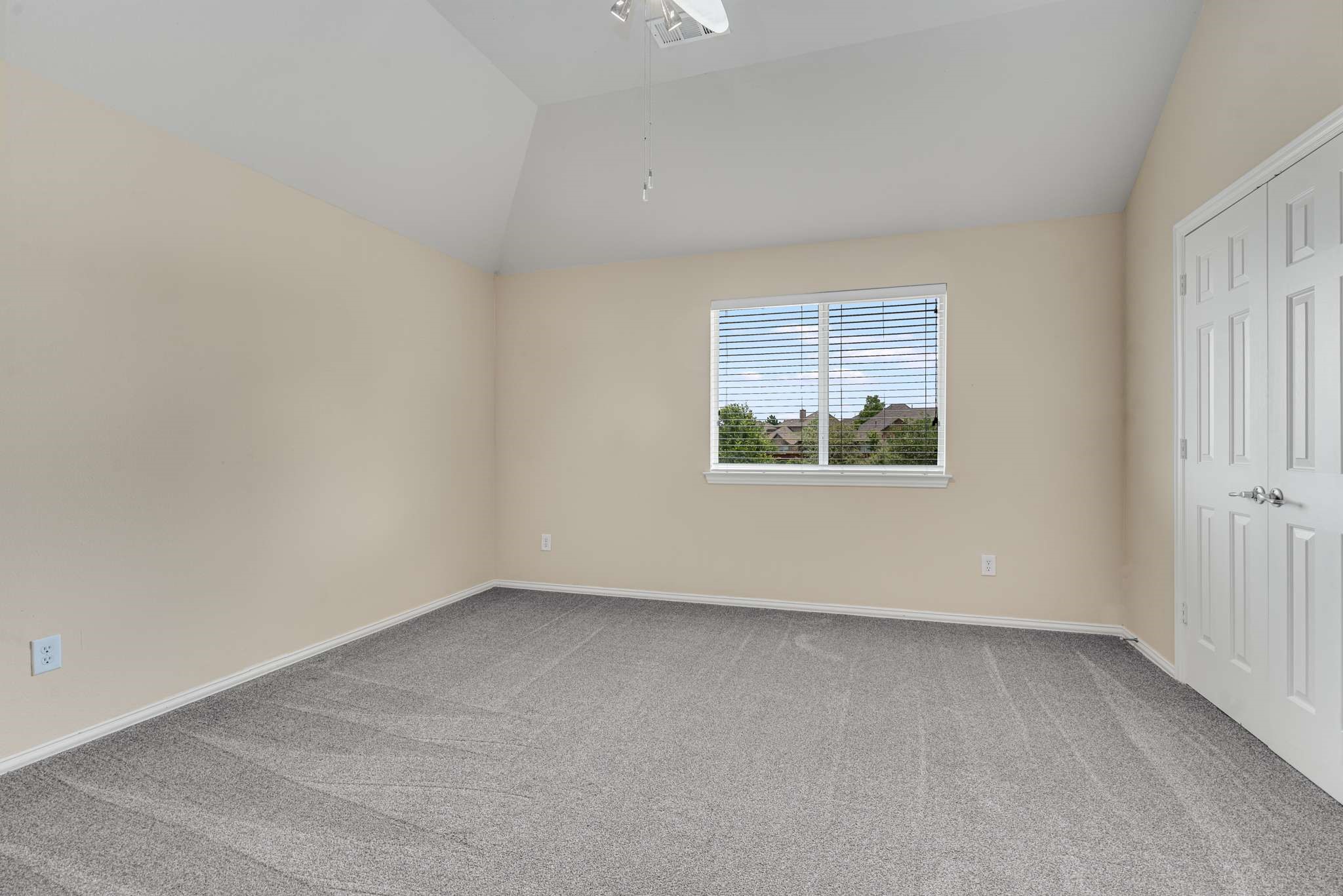12816 Lizzie Place