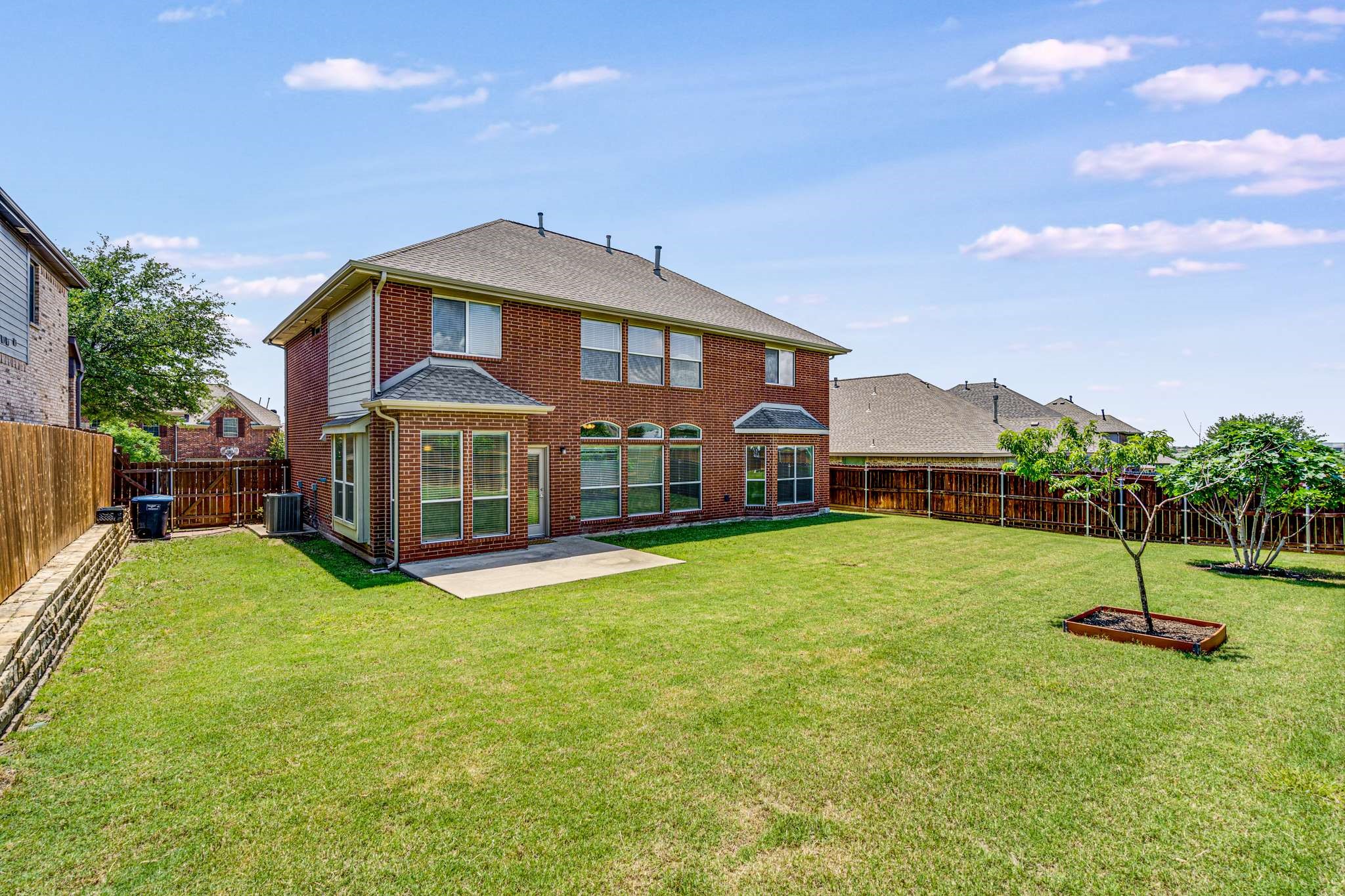 12816 Lizzie Place