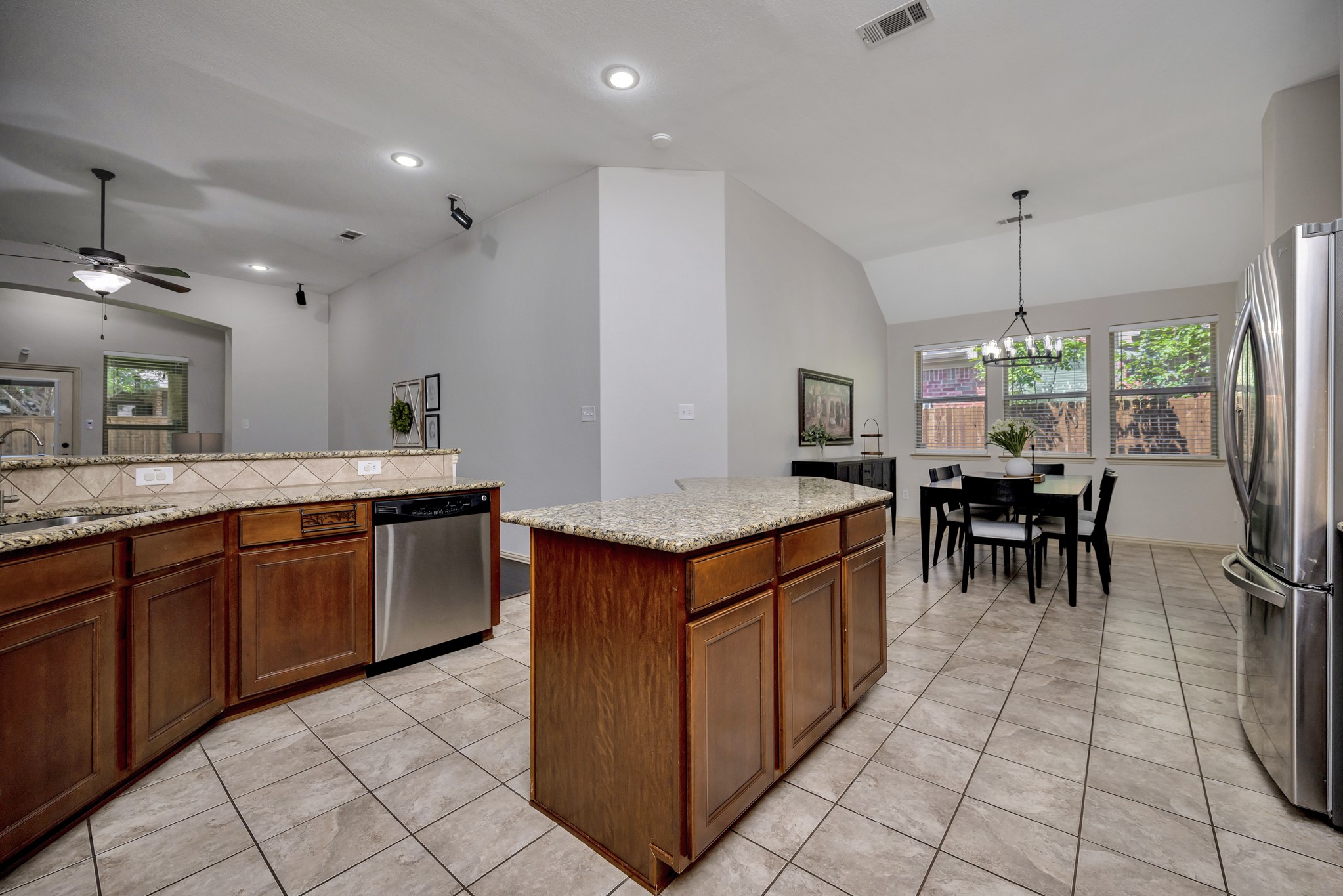 3532 Gallant Trail