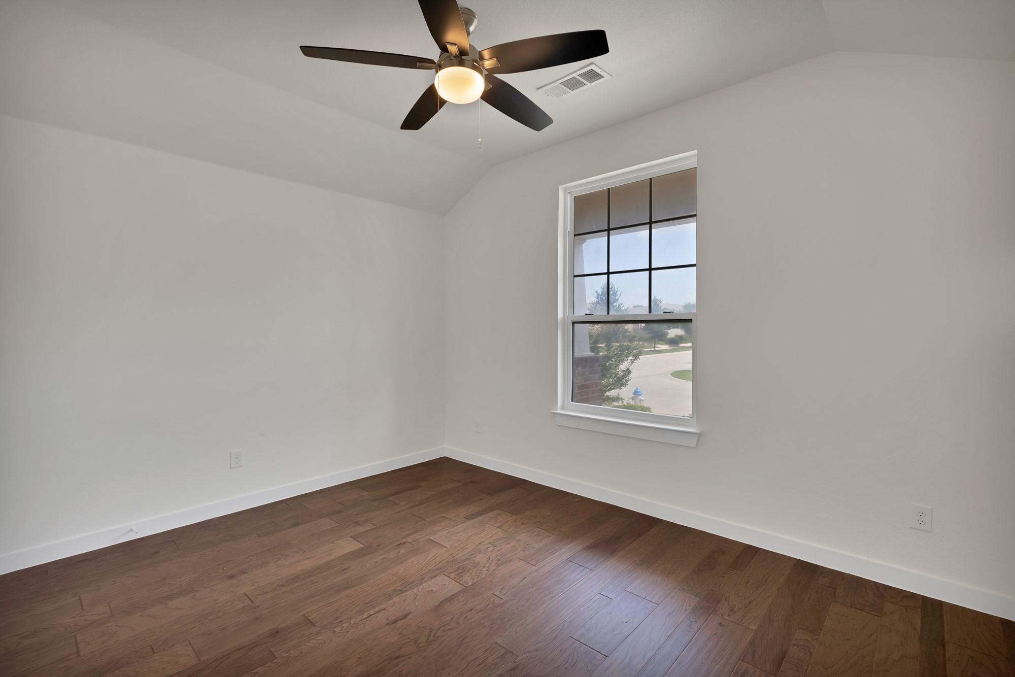 1800 6th Street