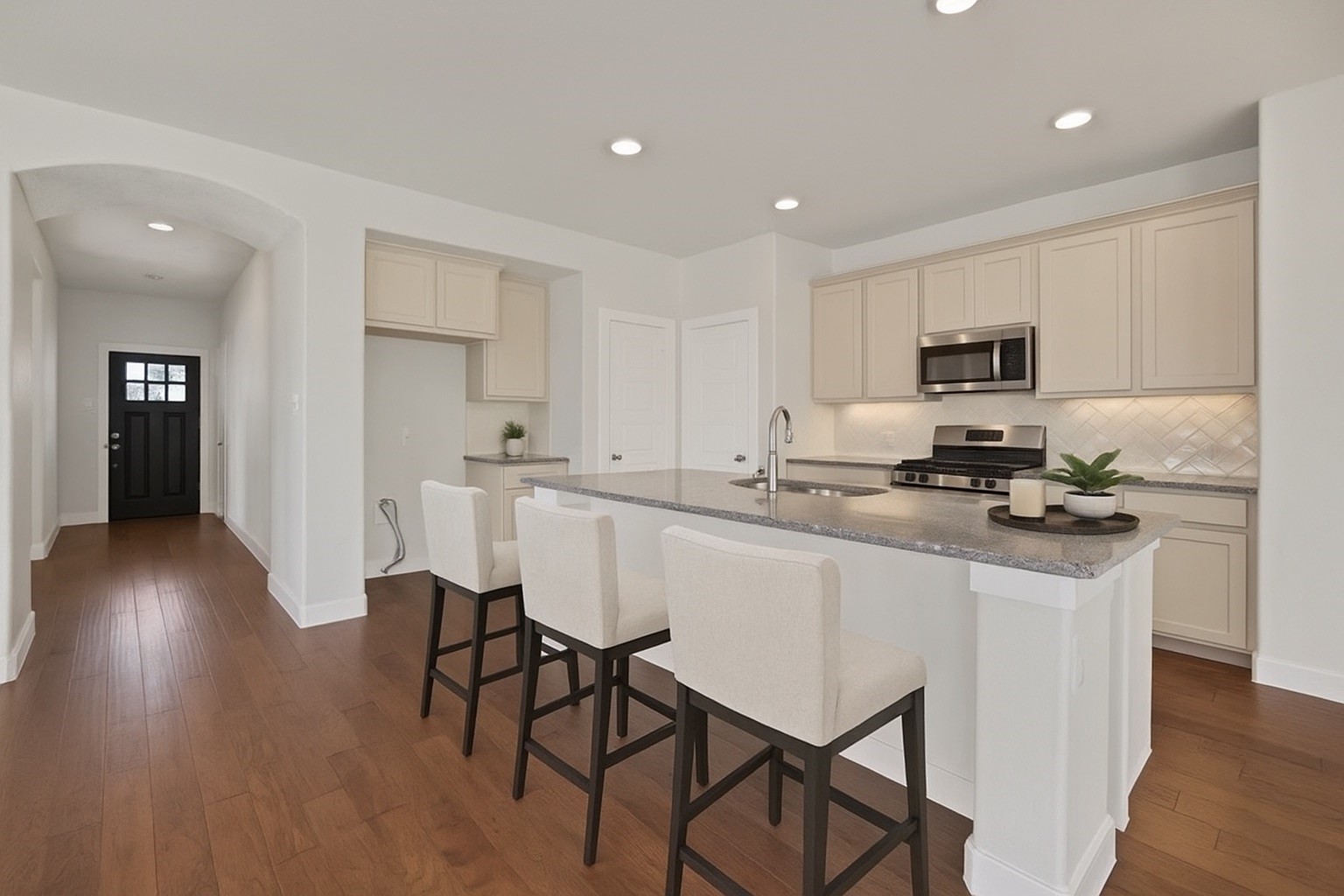 1800 6th Street