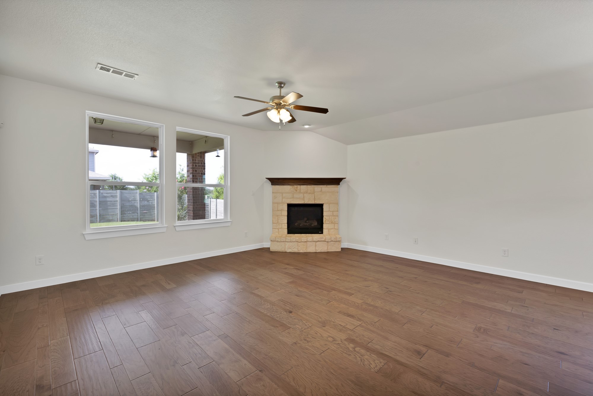 1800 6th Street