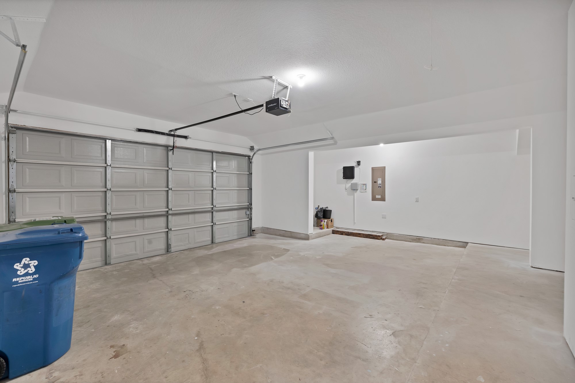 1800 6th Street