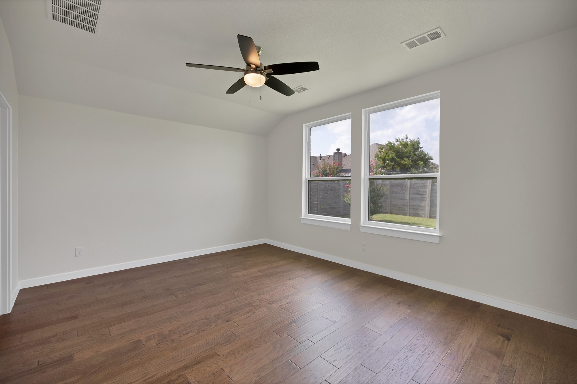 1800 6th Street