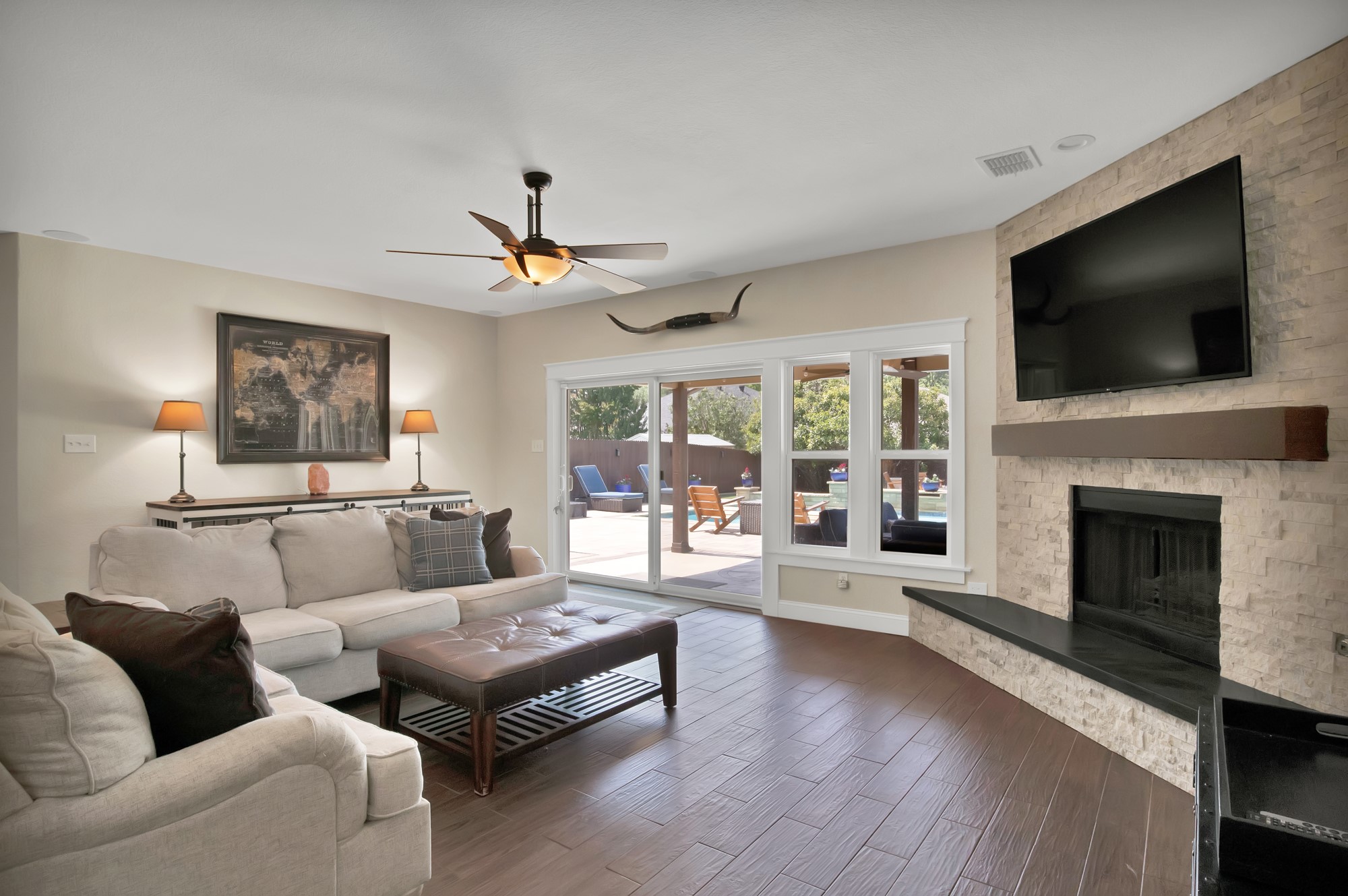 15721 Ringdove Court