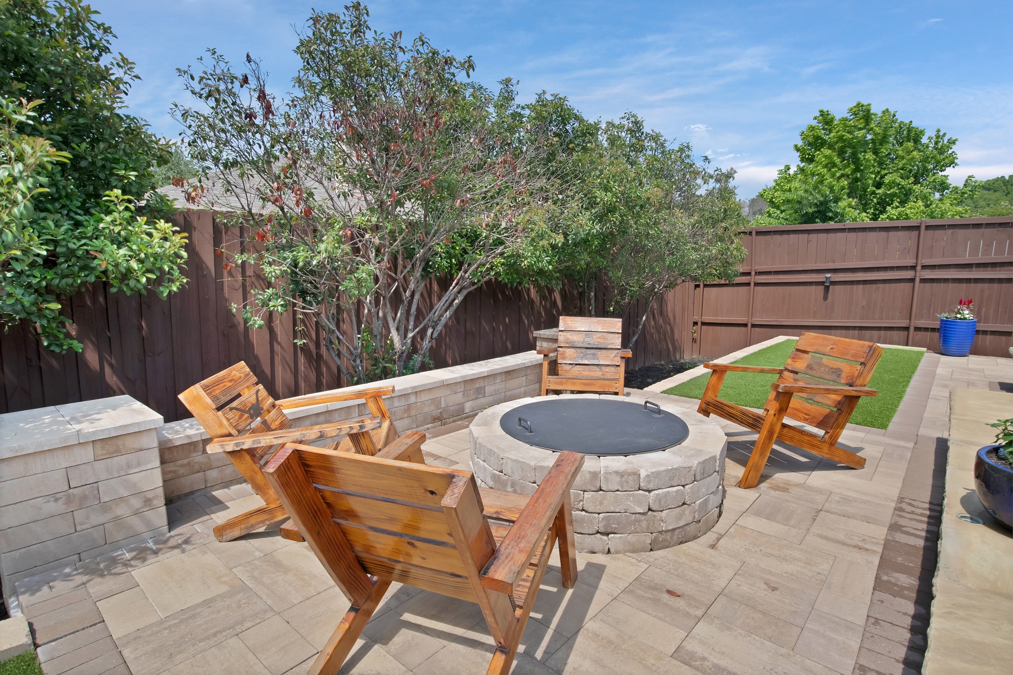 15721 Ringdove Court