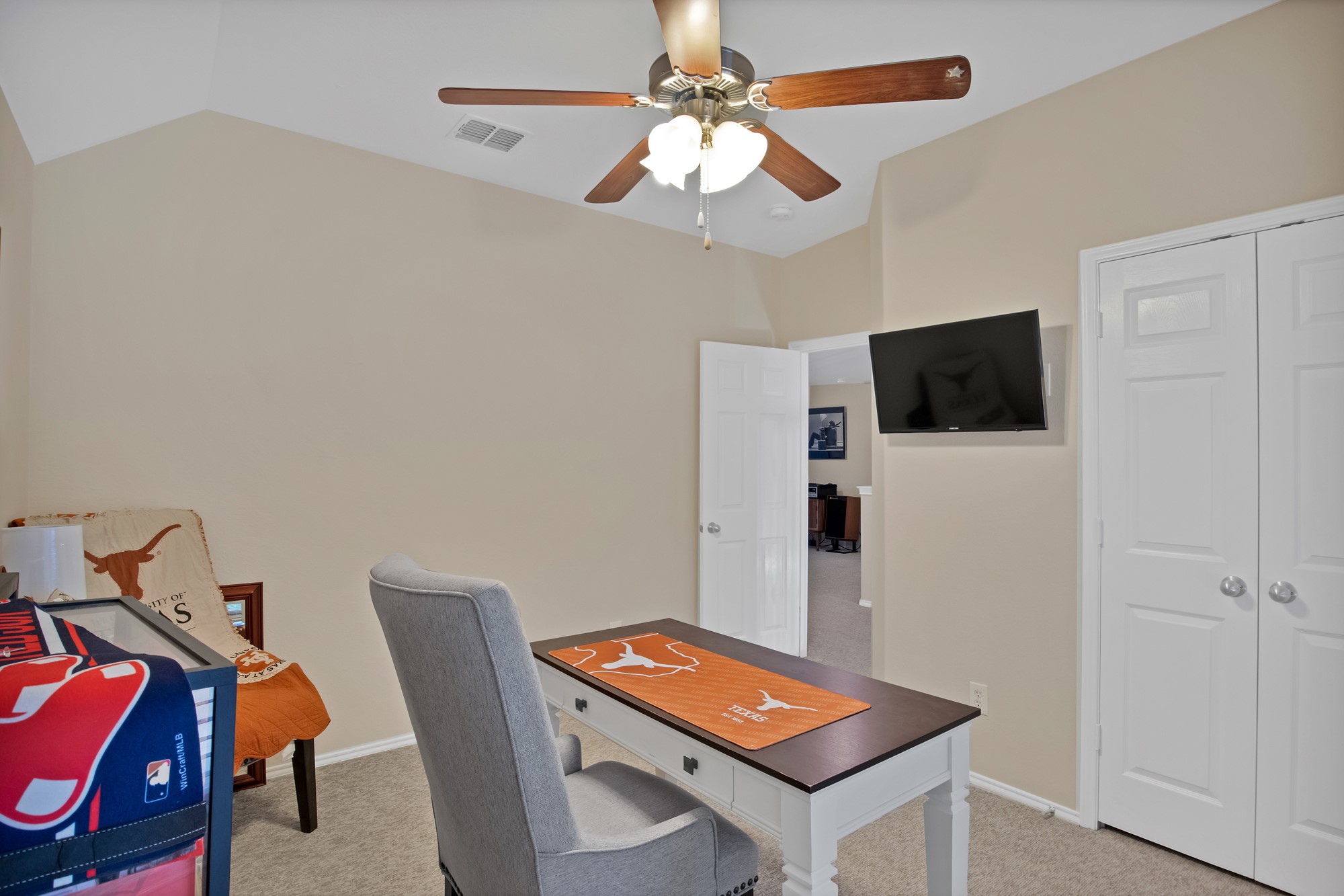 15721 Ringdove Court