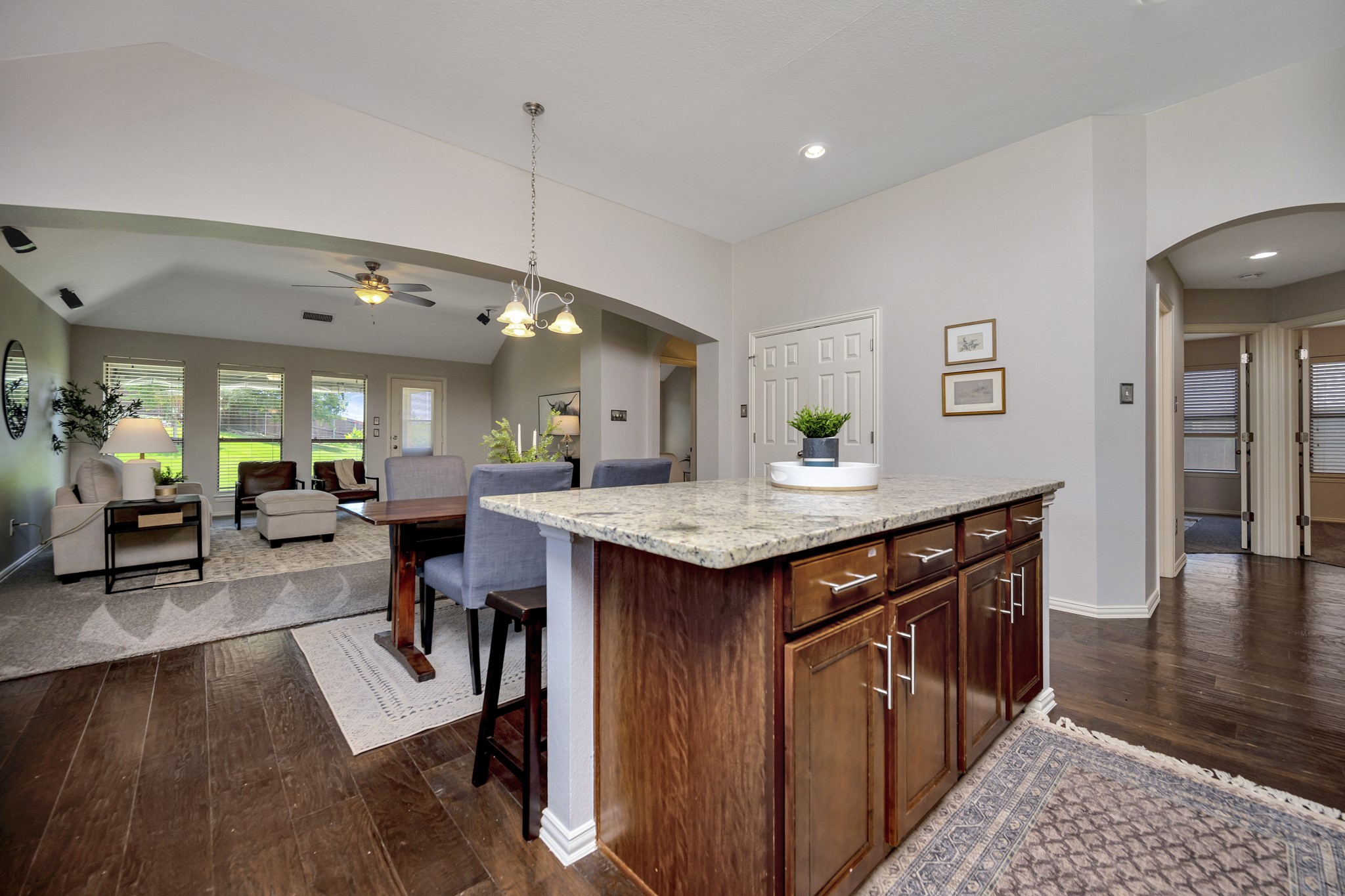 12400 Outlook Avenue