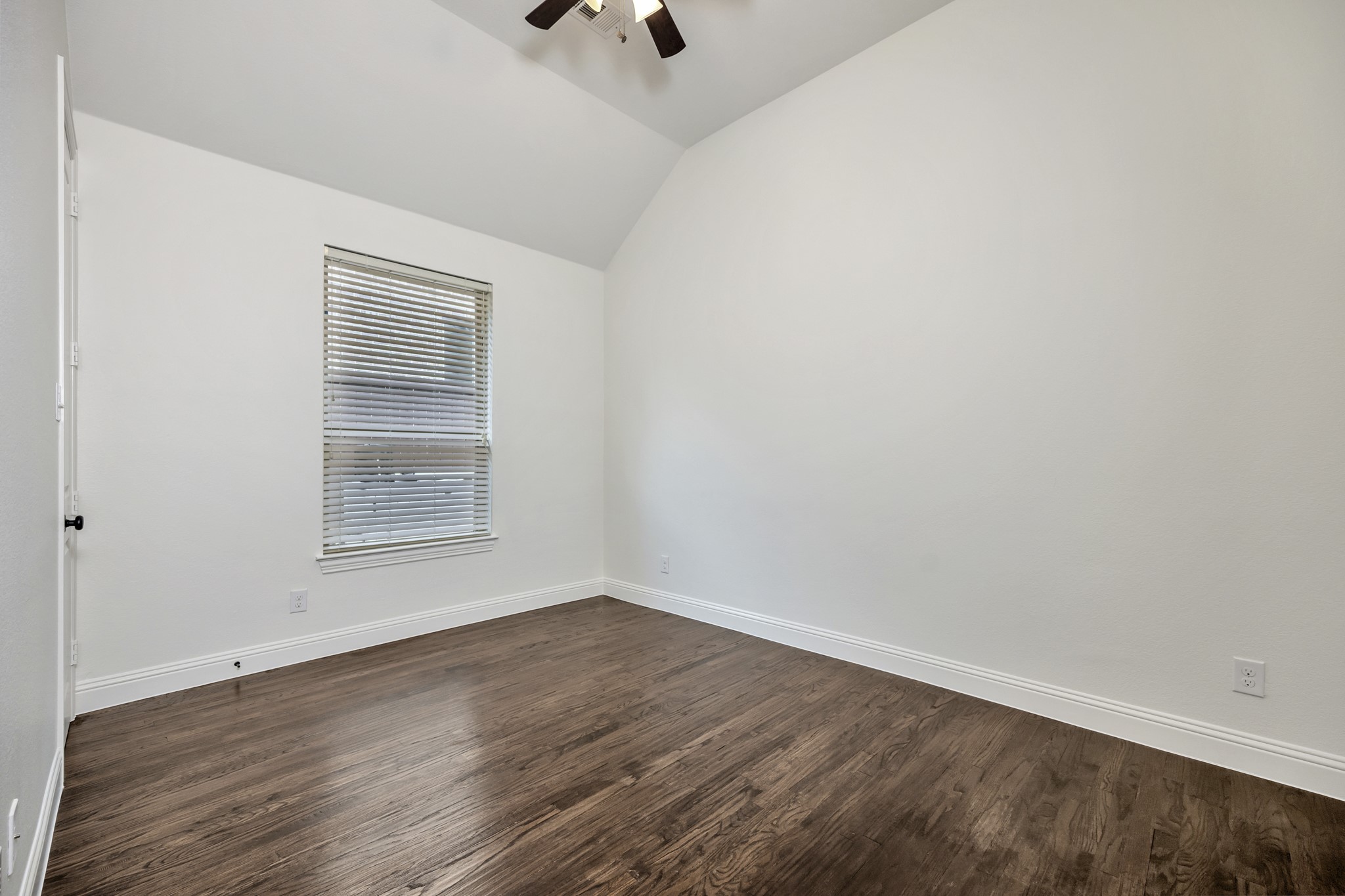 912 Champions Court