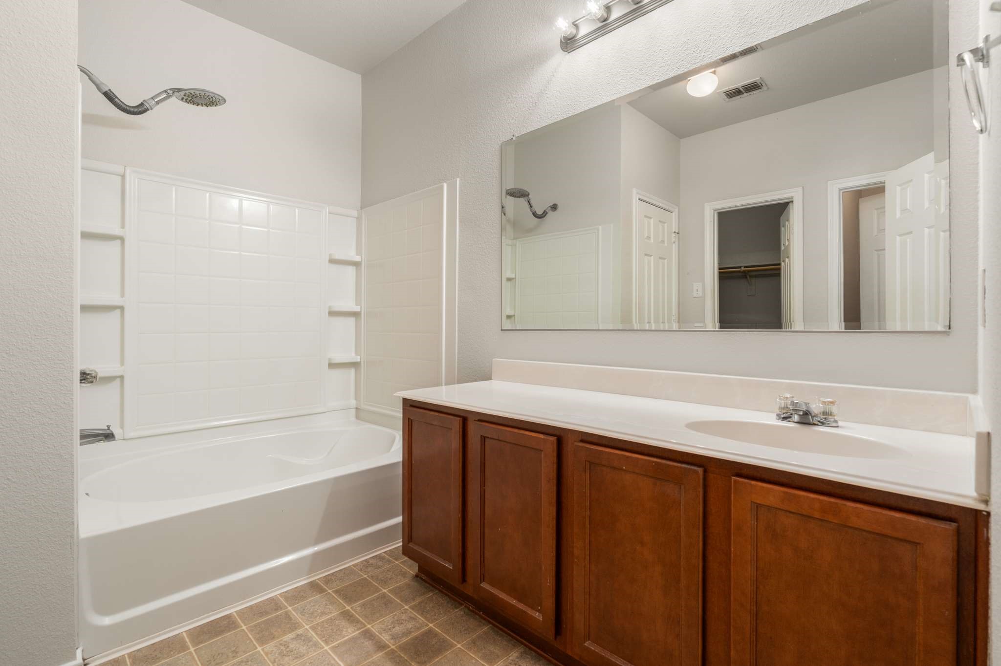 10969 Colonial Heights Lane