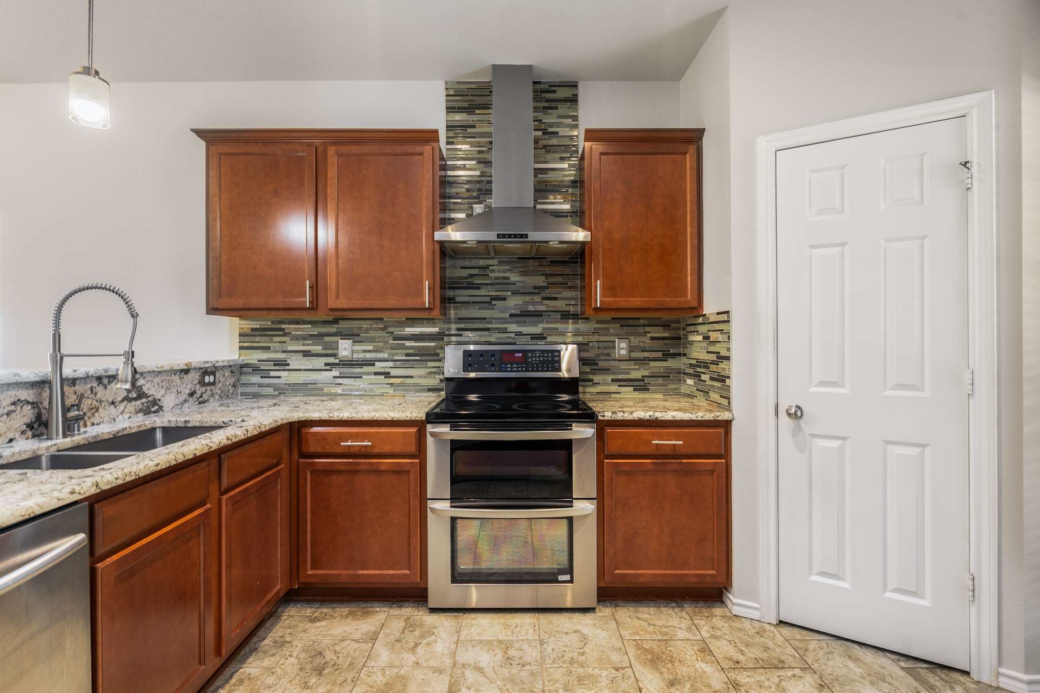 10969 Colonial Heights Lane