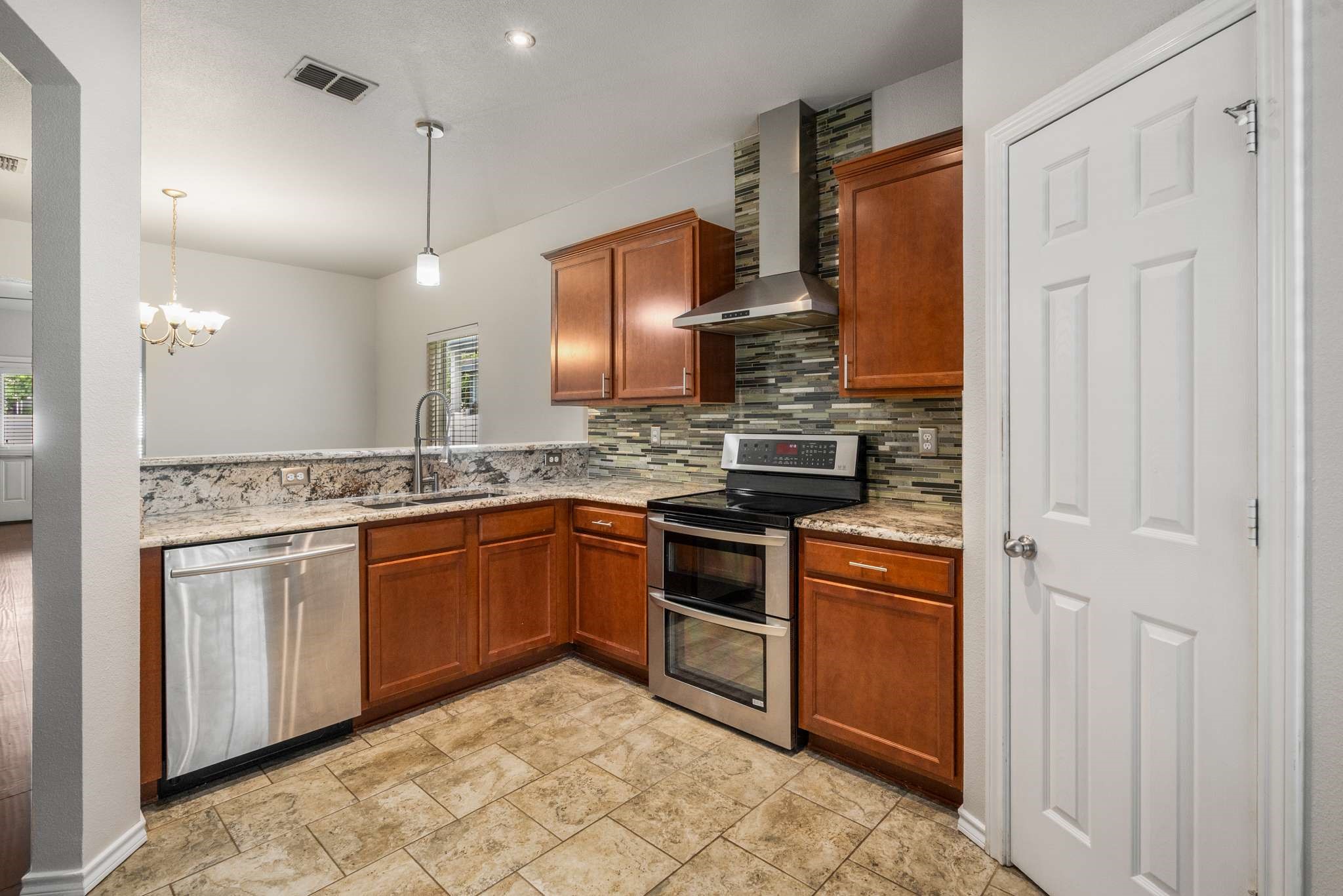 10969 Colonial Heights Lane