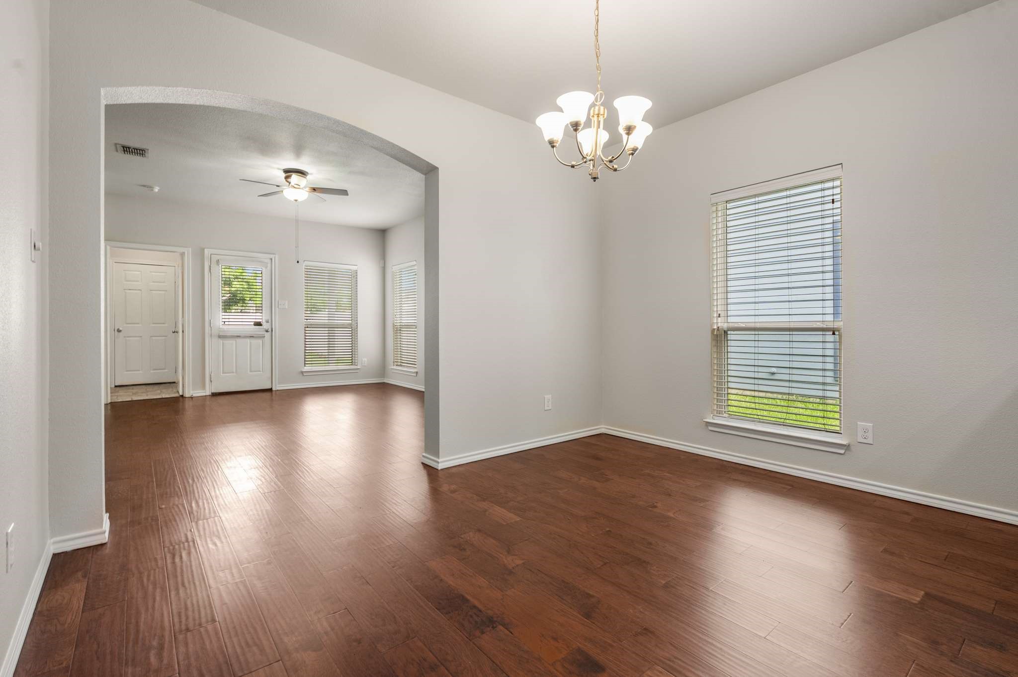 10969 Colonial Heights Lane