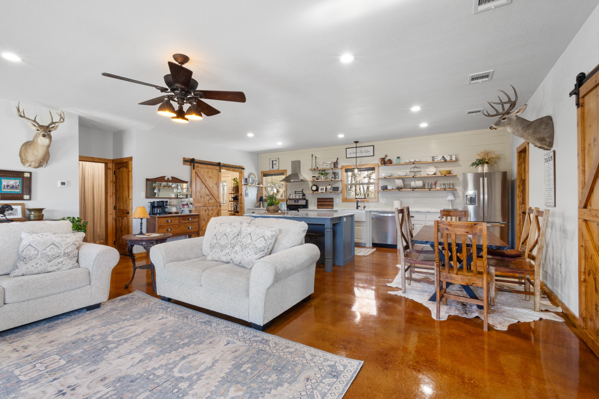 1036 Ten Box Road