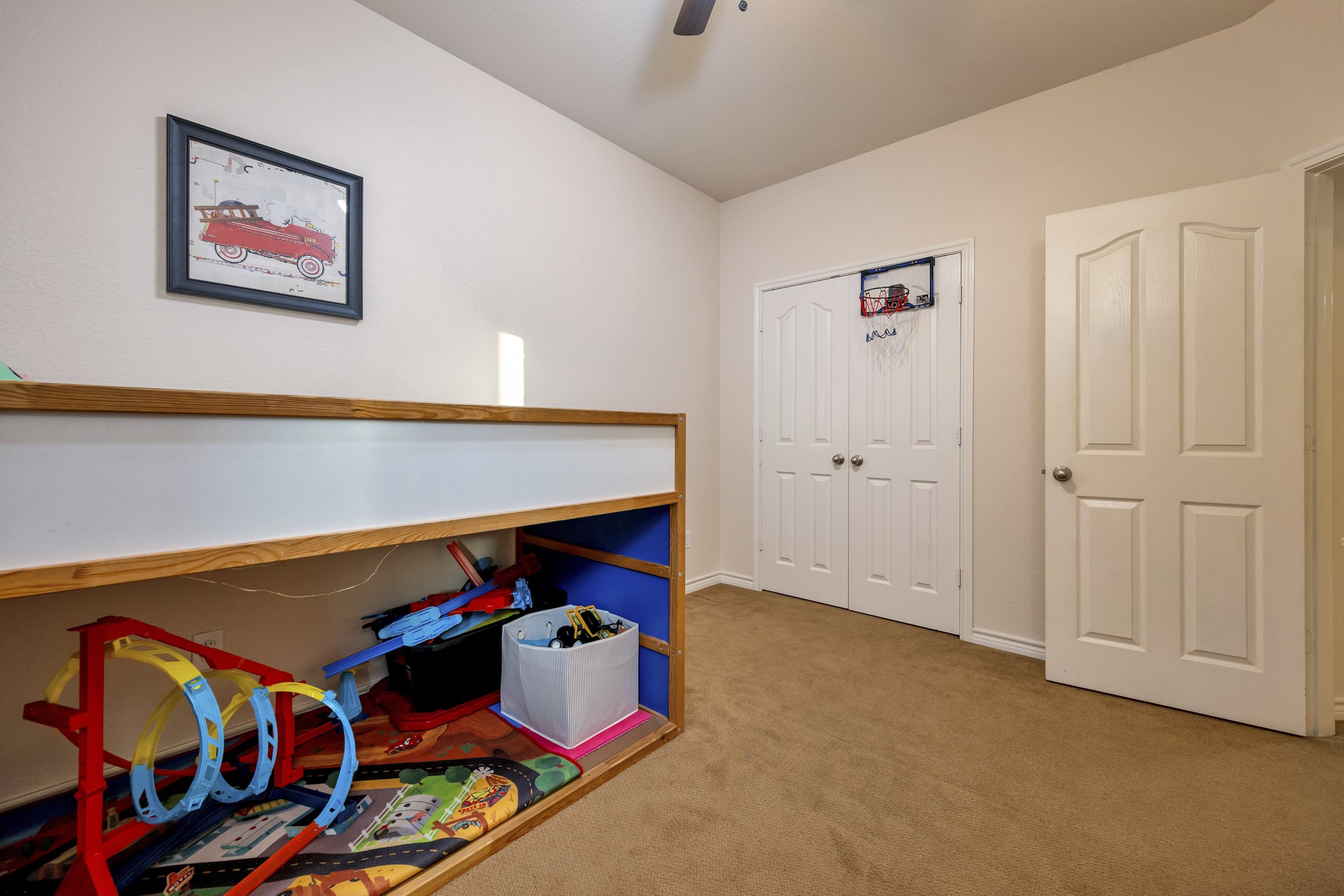 12757 Lizzie Place