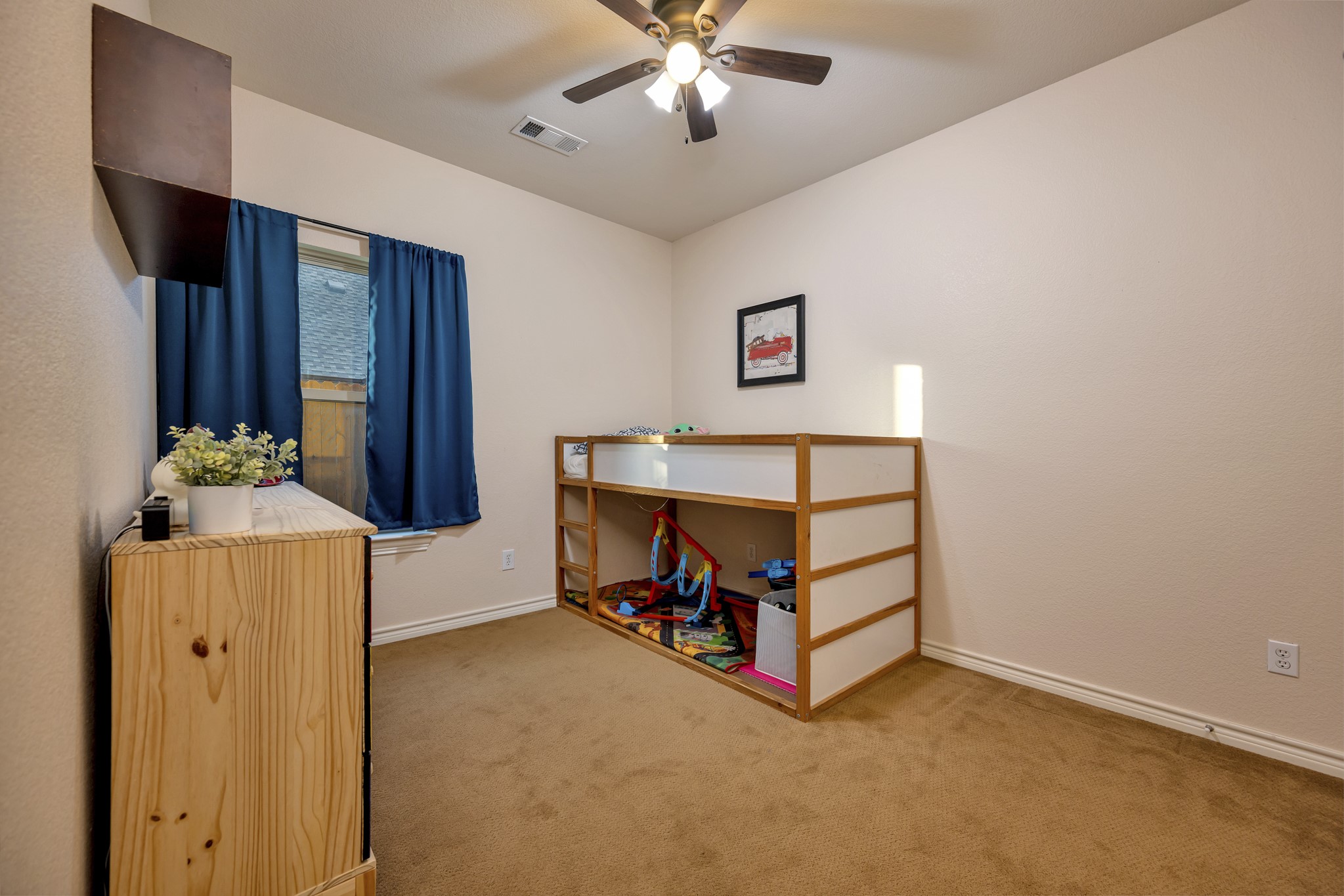 12757 Lizzie Place