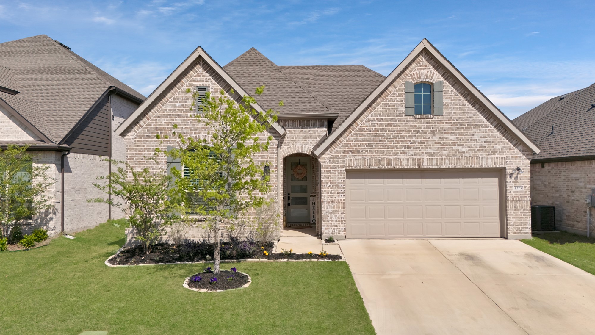 1373 Silverthorn Trail