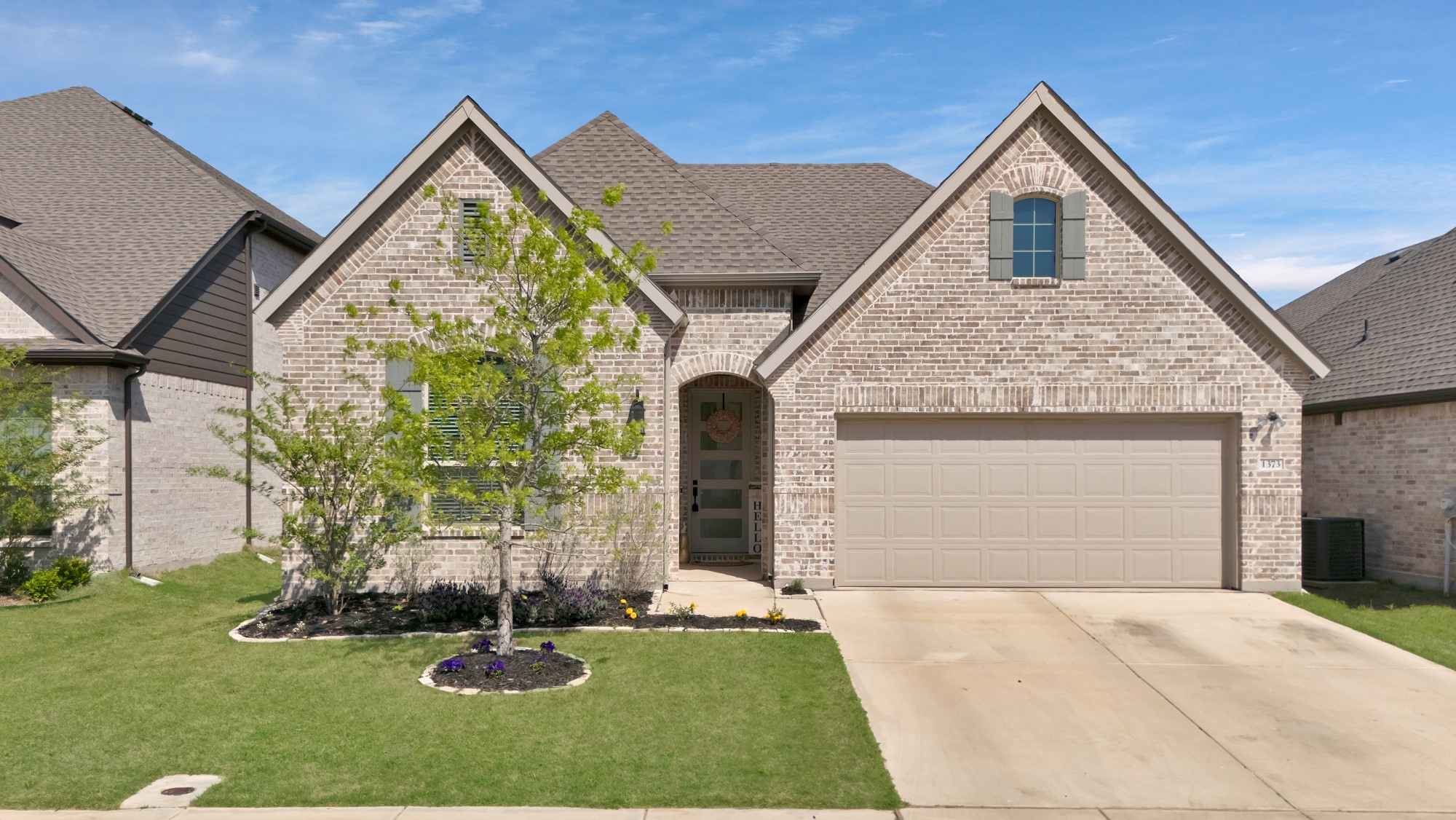 1373 Silverthorn Trail